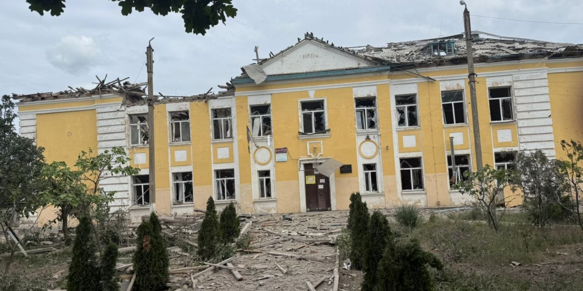 Russian strike on Mykolaivka in Donetsk Oblast kills five people