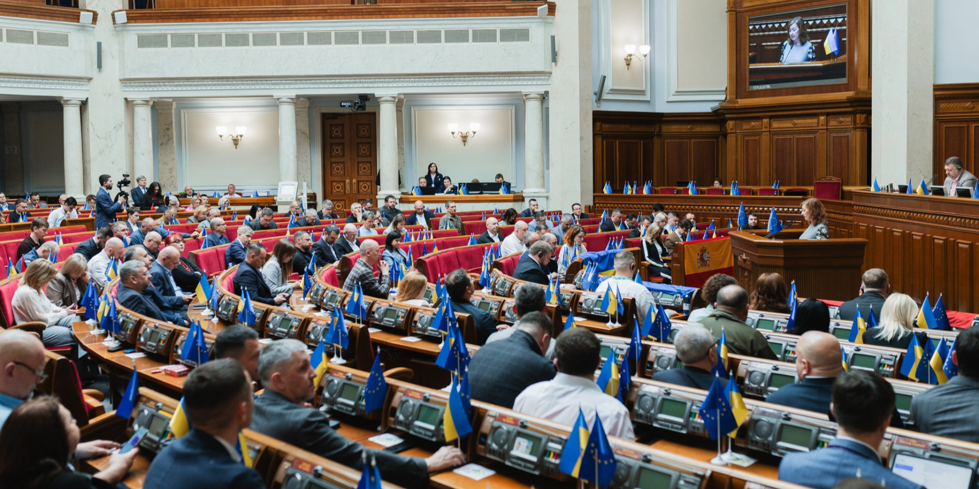 Rada vote ends Tsabal’s mandate, setting up Davydiuk’s move into parliament