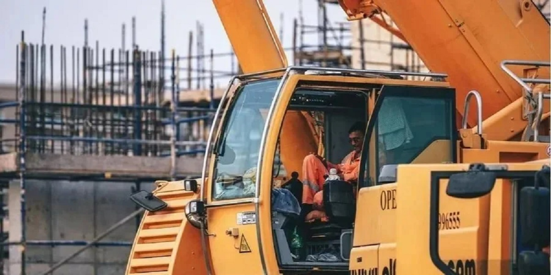 Ціни диктують умови. Бізнес масово піднімає зарплати — кому та скільки зараз платять