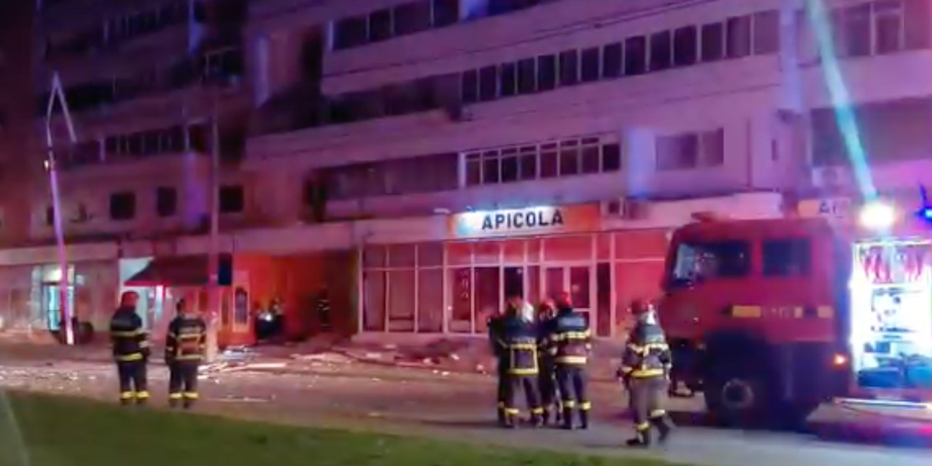 В Румынии дрон упал на жилой дом, есть пострадавшие — видео