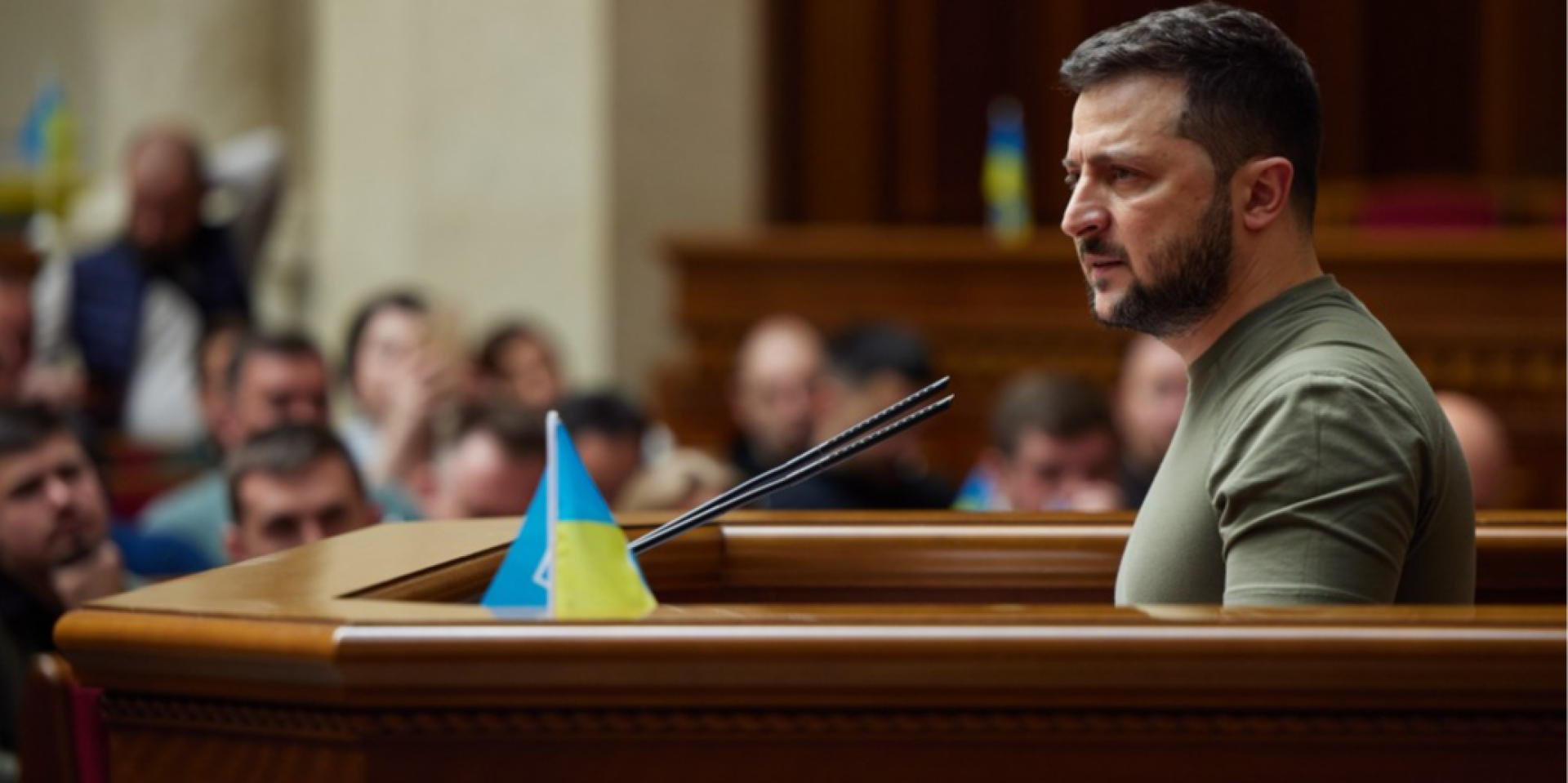 Зеленский и Порошенко на двусторонней встрече говорили на повышенных тонах и с нецензурной лексикой — СМИ