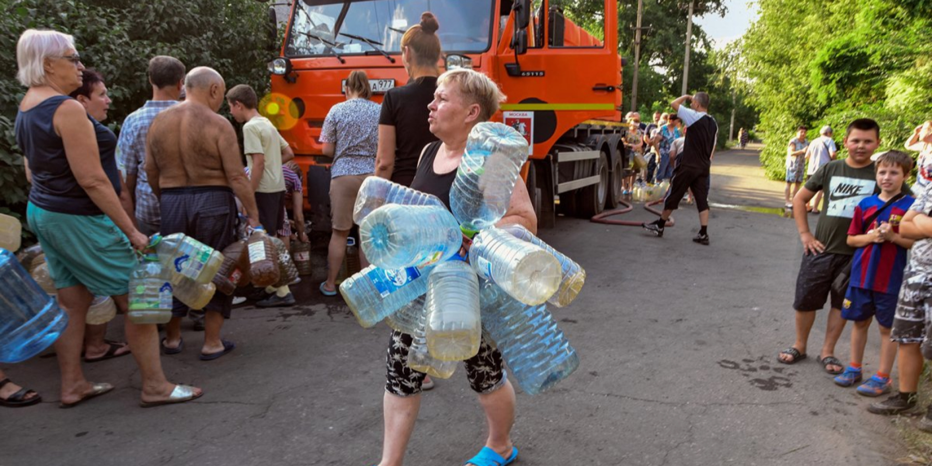 Воды нет, но вы держитесь. Российские чиновники признали, что удовлетворить минимальные потребности городов оккупированной Донетчины они не способны