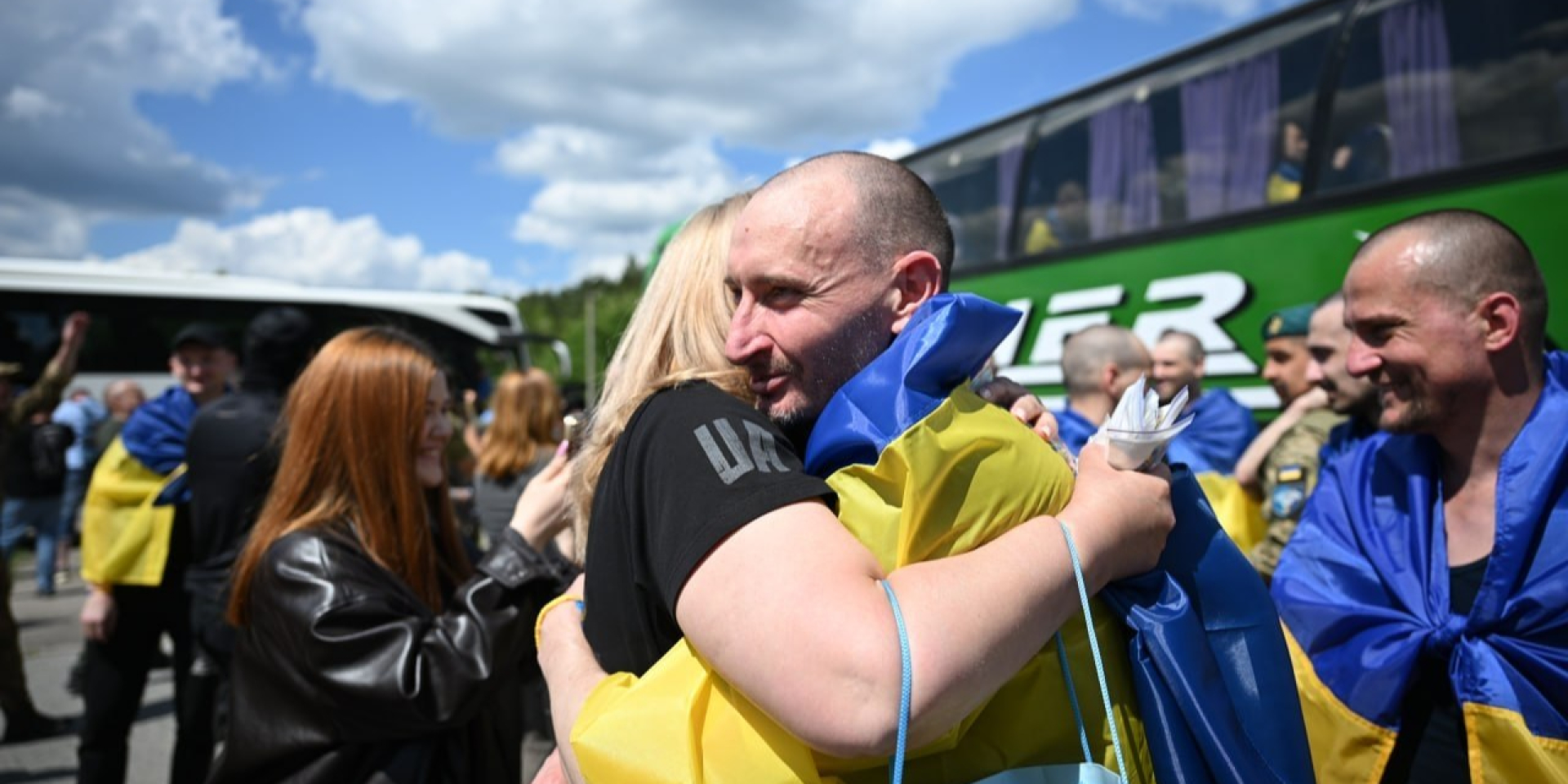 Ukraine and Russia exchanged prisoners on June 5, 2026 (Photo: Zelenskiy Official / Telegram)