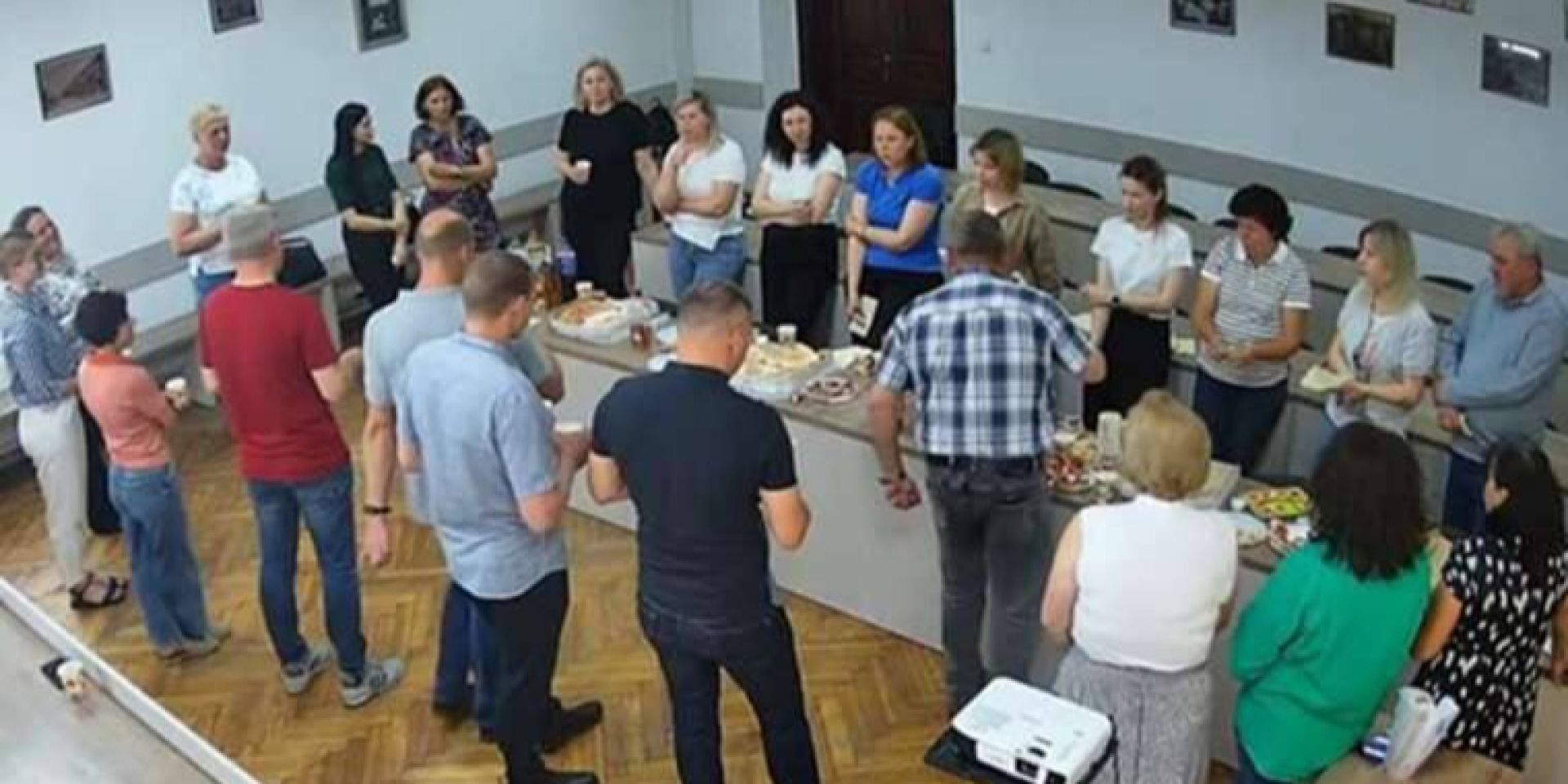 На Львовщине депутаты забыли выключить трансляцию после сесс