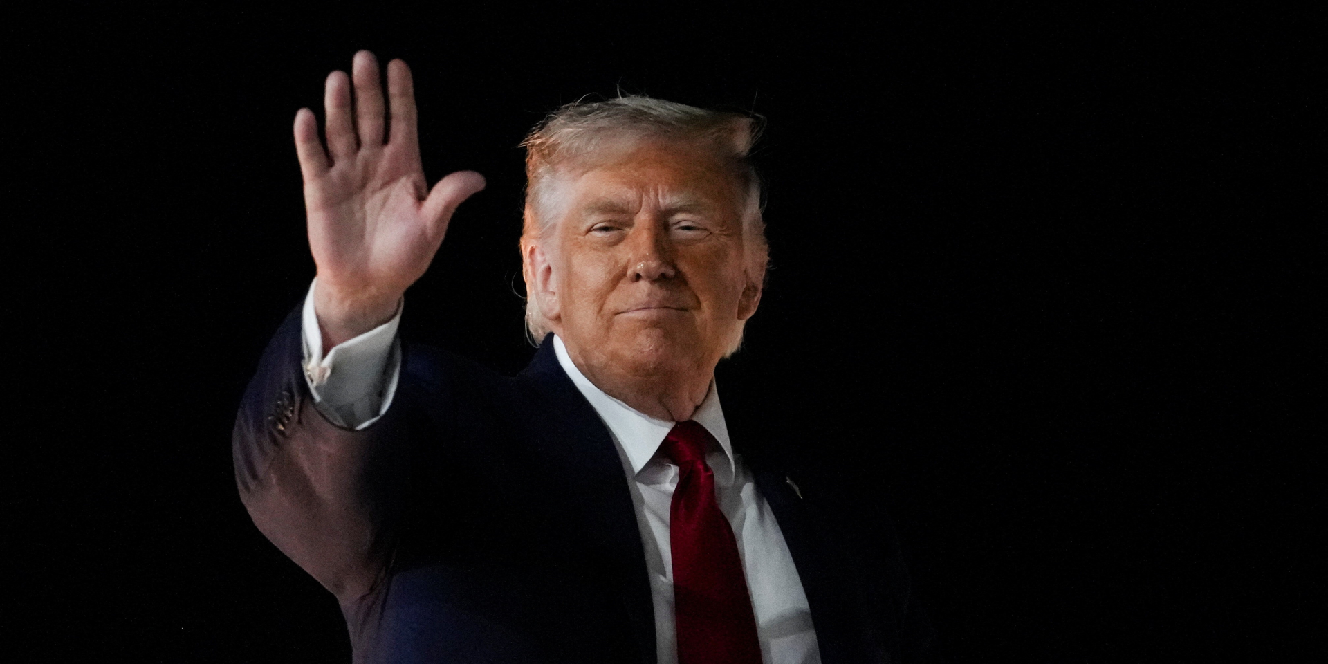 «Считаю, что это было замечательно». Трампа освистали на фин