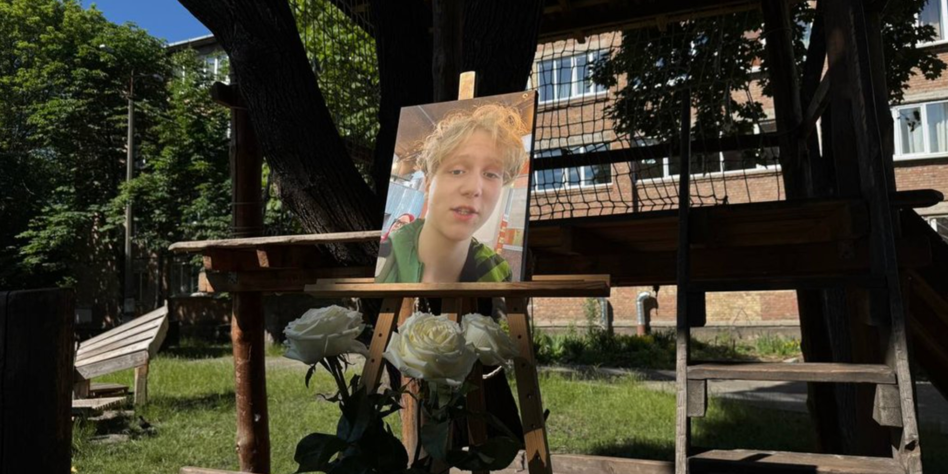 «Мечтал путешествовать по миру». В Киеве попрощались с 12-ле