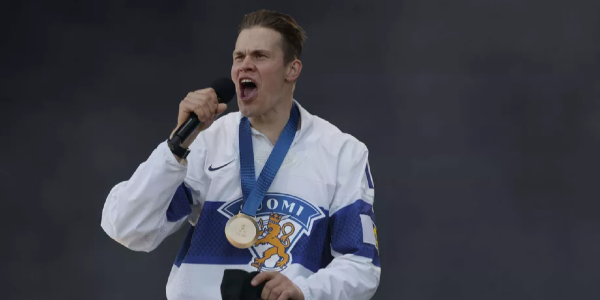 «За возвращение предлагаю кофе и булочку»: у чемпиона мира 2