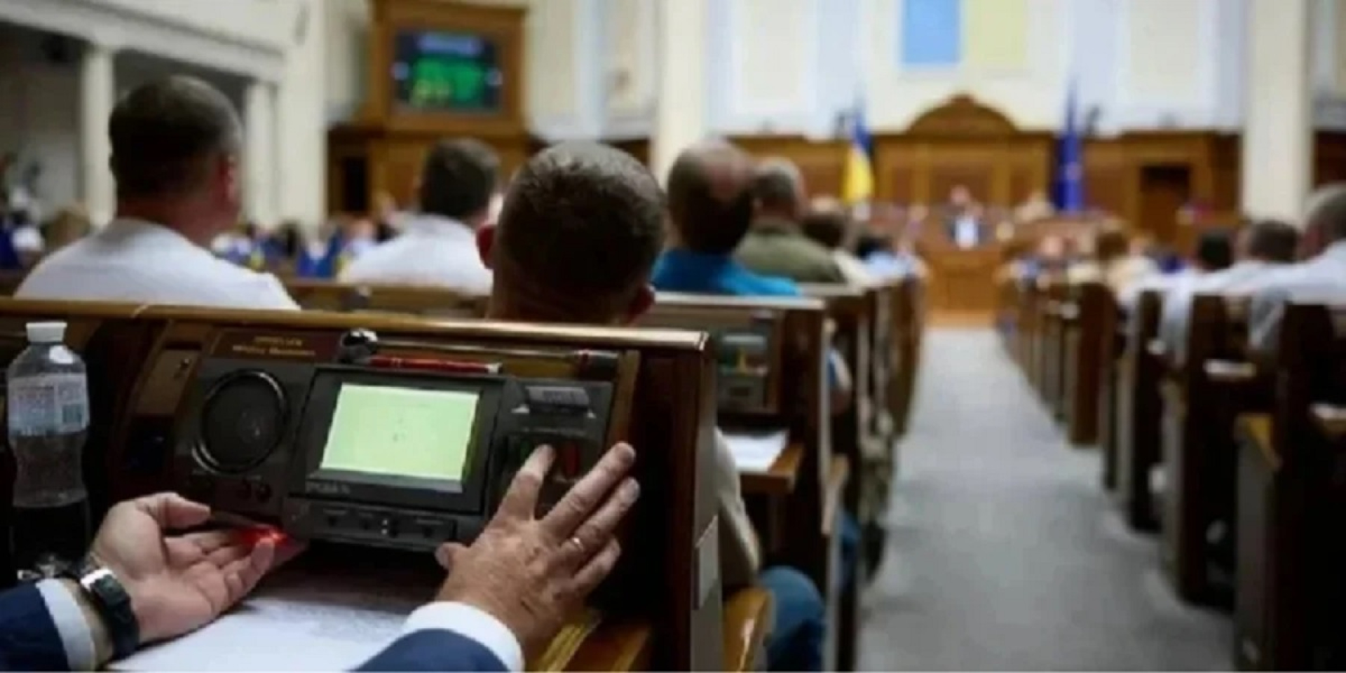 The Rada unblocked the decision to allocate UAH 1.56 trillion in additional spending from the 2026 state budget to defense (Photo: Ruslan Stefanchuk / Facebook)