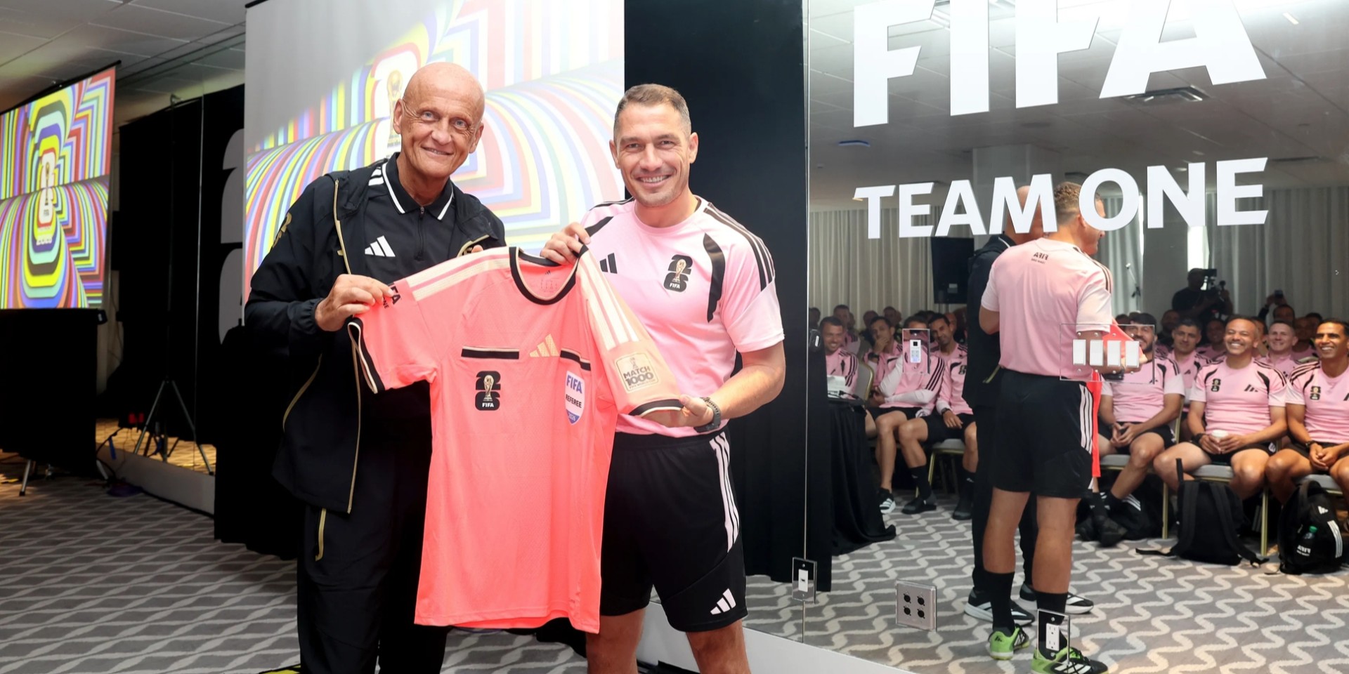 Іштван Ковач призначений суддею ювілейного матчу ЧС (Фото: FIFA)