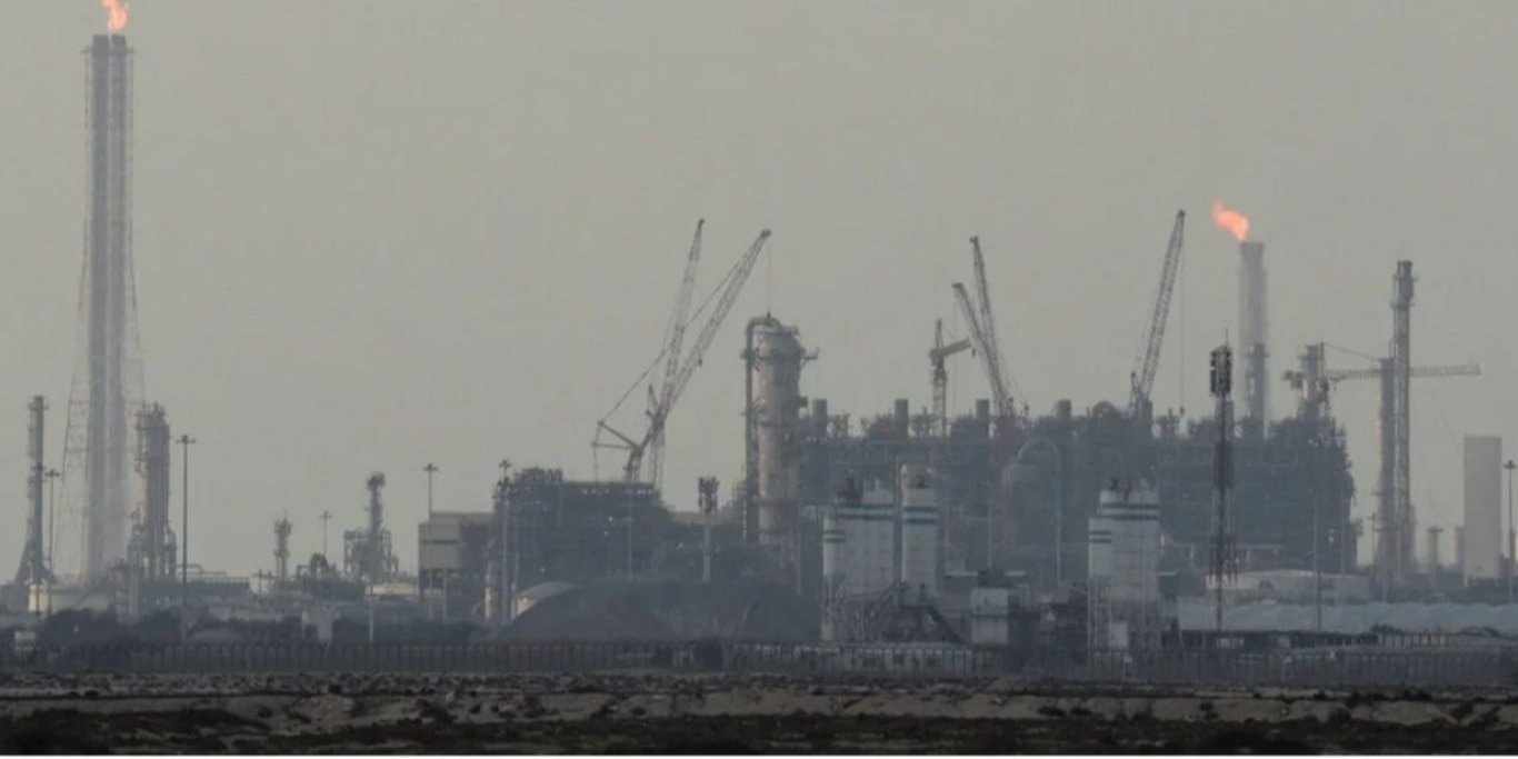 Промышленный комплекс QatarEnergy по производству СПГ в Рас-Лаффане, Катар (Фото: REUTERS/Stringer)