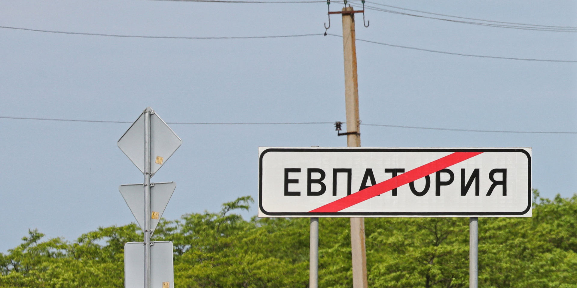 Temporarily occupied Yevpatoria, June 1 (Photo: REUTERS/Alexey Pavlishak)