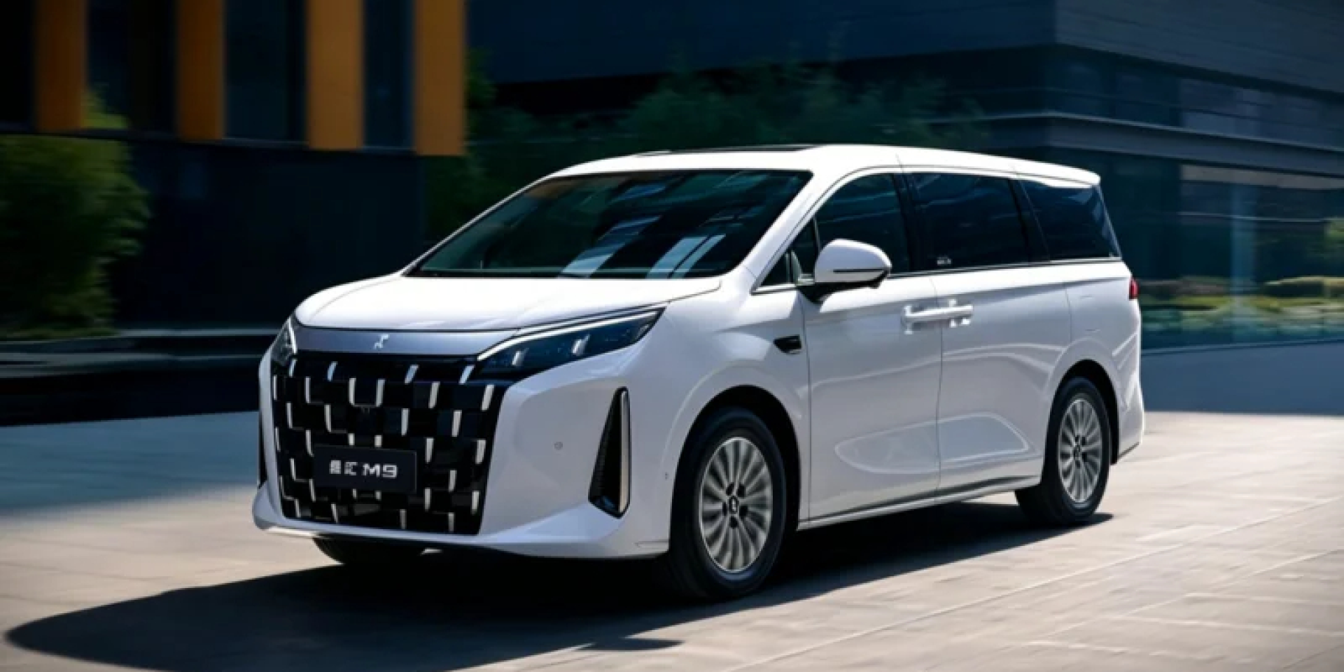 Бізнес-фургон BYD Linghui M9 (Фото: Wechat)
