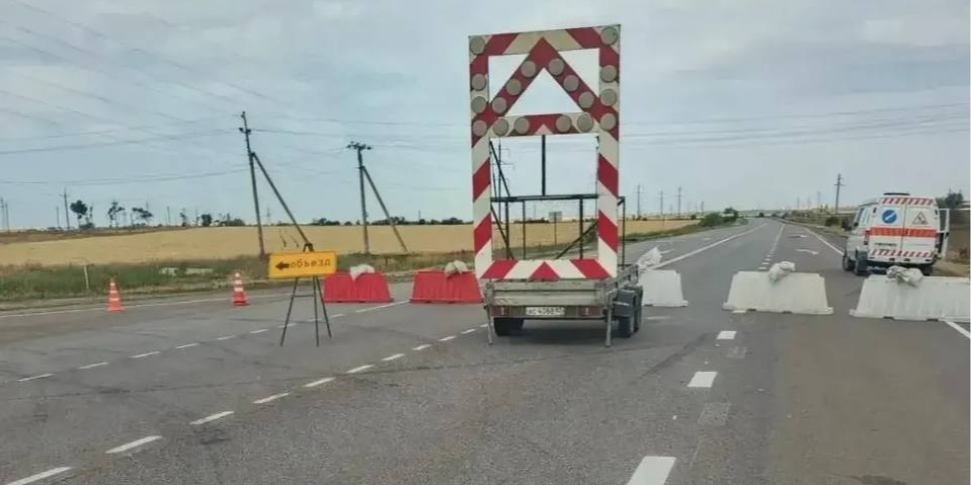 У Запорізькій області окупанти обмежили рух трасою до Криму на невизначений термін
