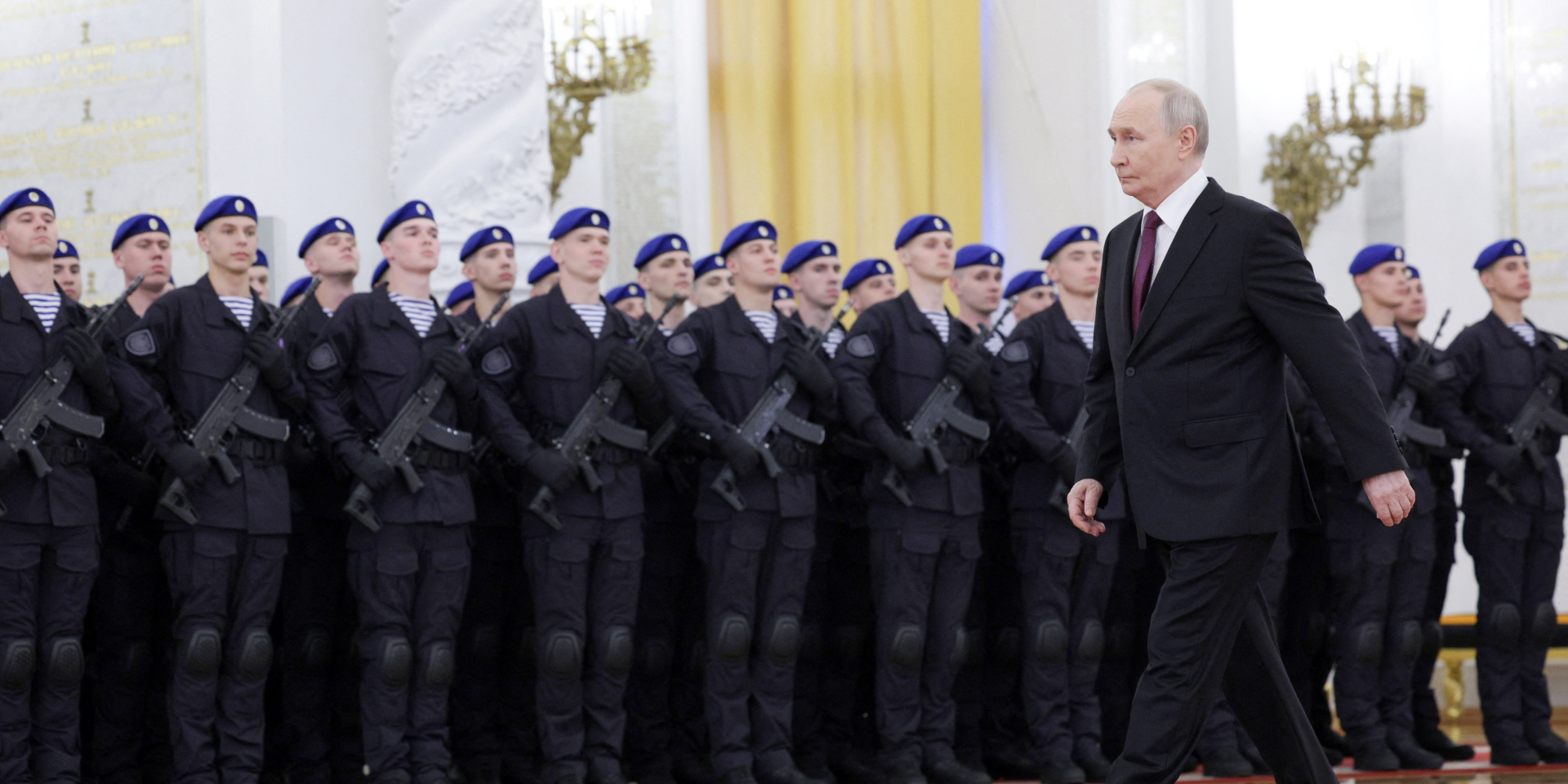 Russian dictator Vladimir Putin and the Presidential Regiment in front of the Kremlin, June 23, 2026 (Photo: Sputnik/Gavriil Grigorov/Pool via REUTERS)