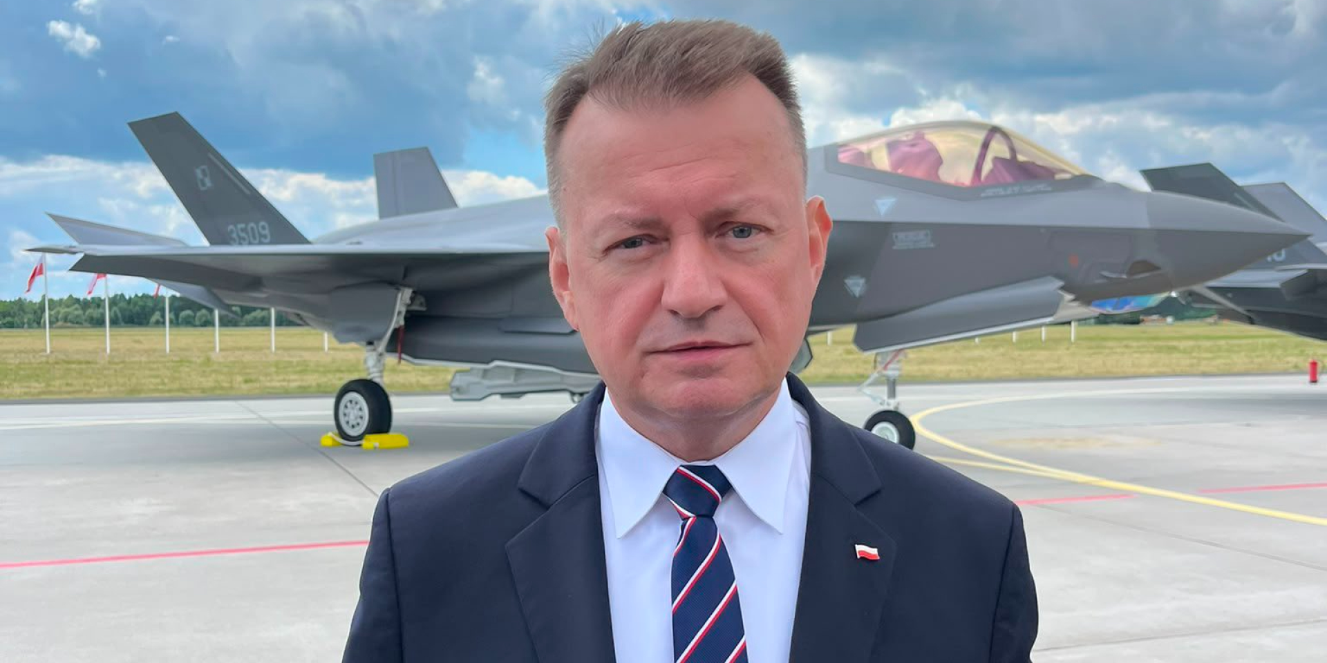 Колишній міністр оборони Польщі Маріуш Блащак поверне Україні орден За&nbsp;заслуги (Фото: Mariusz Błaszczak / Х)
