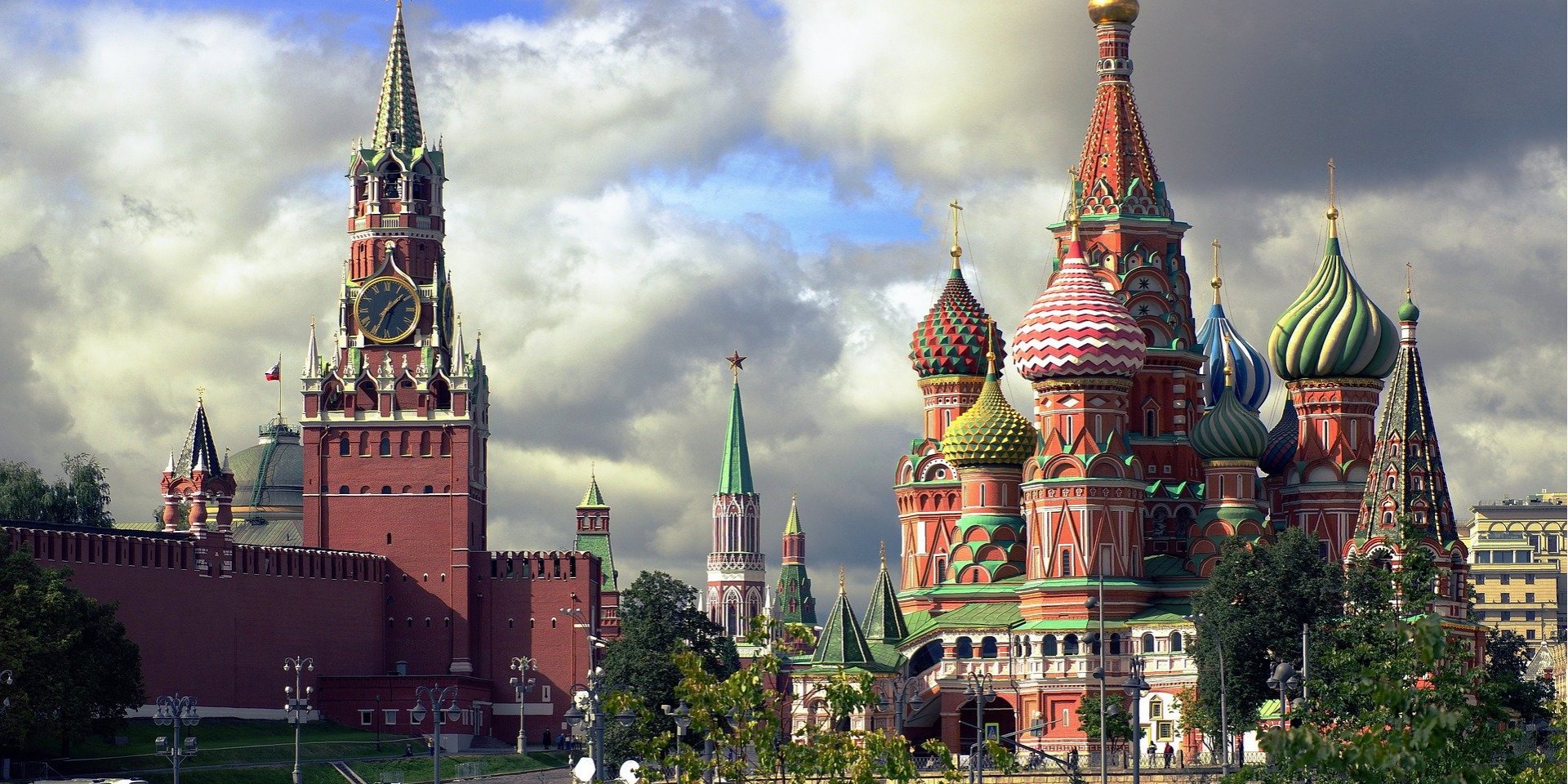 Россия на фоне топливного кризи получит бензин из Казахстана (Фото: Oleg Shakurov / Pixabay)