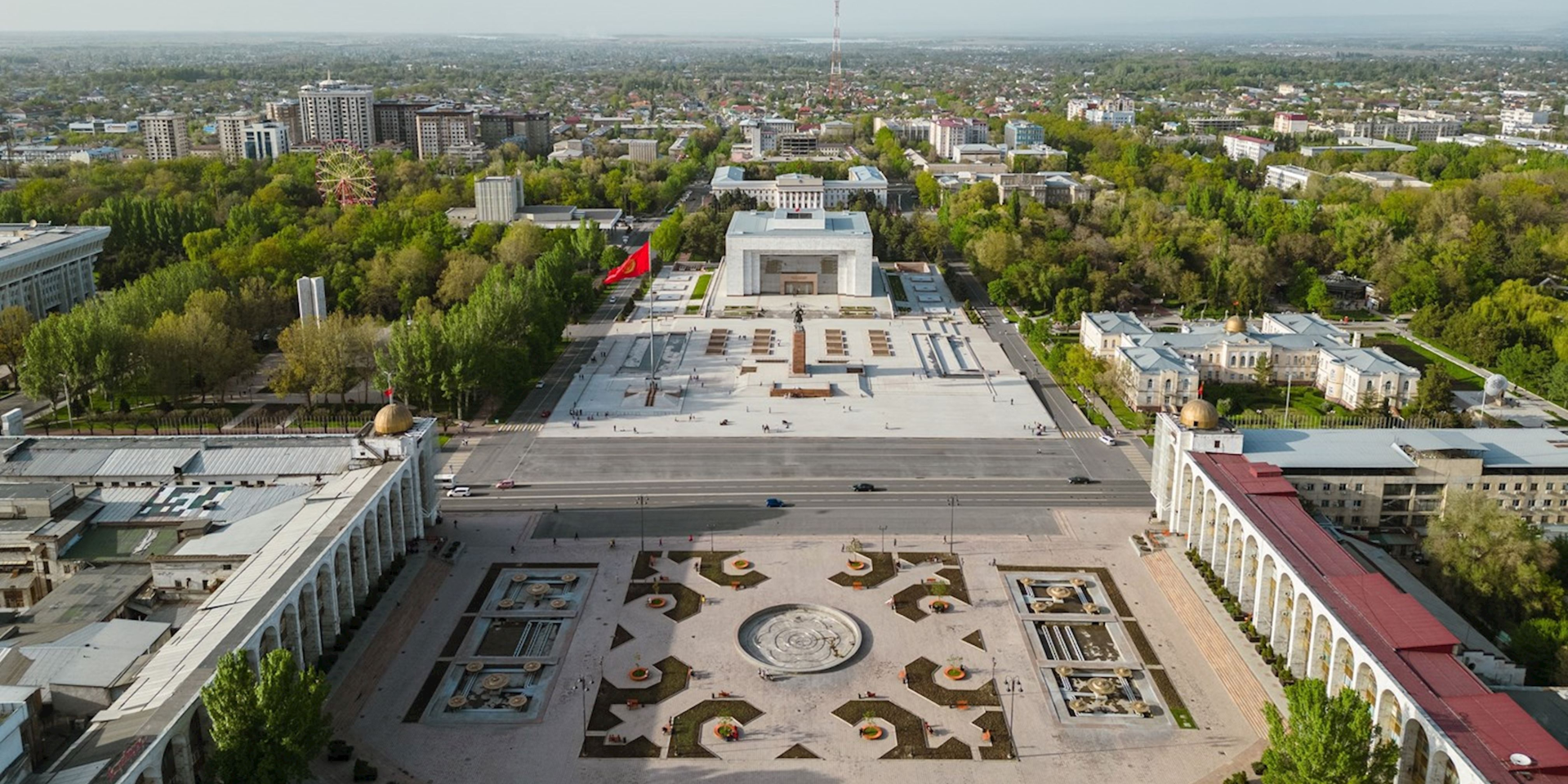 Столица Кыргызстана Бишкек (Фото: audleytravel.com)
