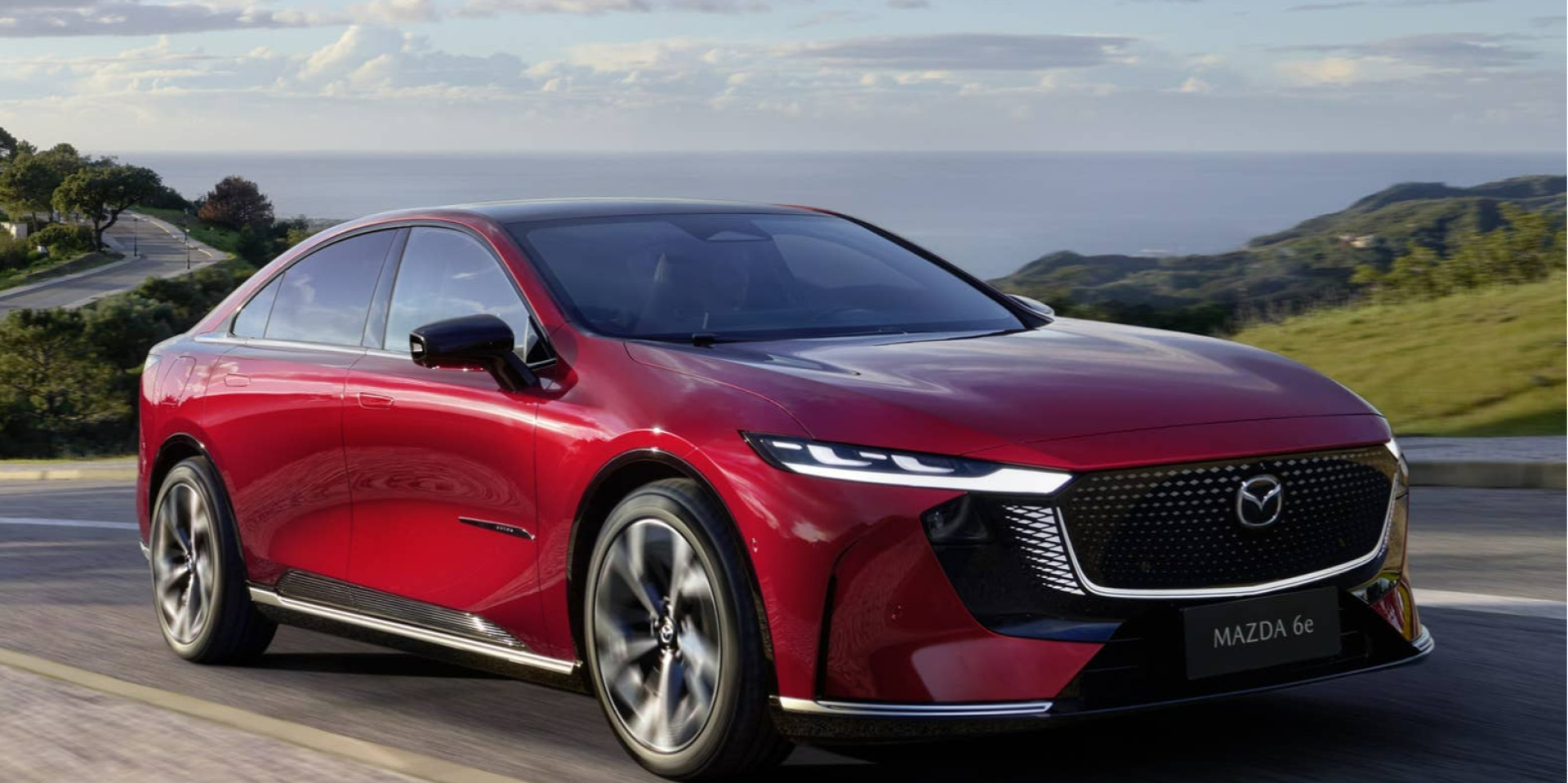 Mazda не вірить в стабільний попит на електрокари (Фото: Mazda)