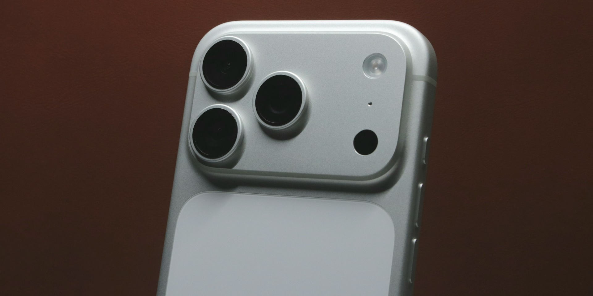 Наступний флагман Apple здивує розміром акумулятора (Фото: Unsplash)