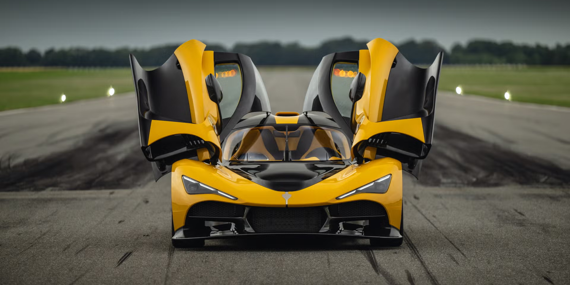 Найпотужніший V12 у світі дебютує на фестивалі в Гудвуді (Фото: Zenvo Automotive)