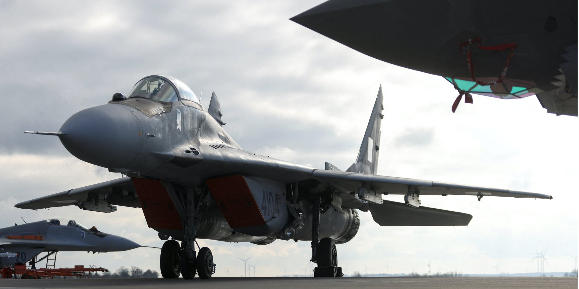 NATO fighter jets can now shoot down aerial targets over the Baltic states (Photo: REUTERS/Lukasz Glowala)