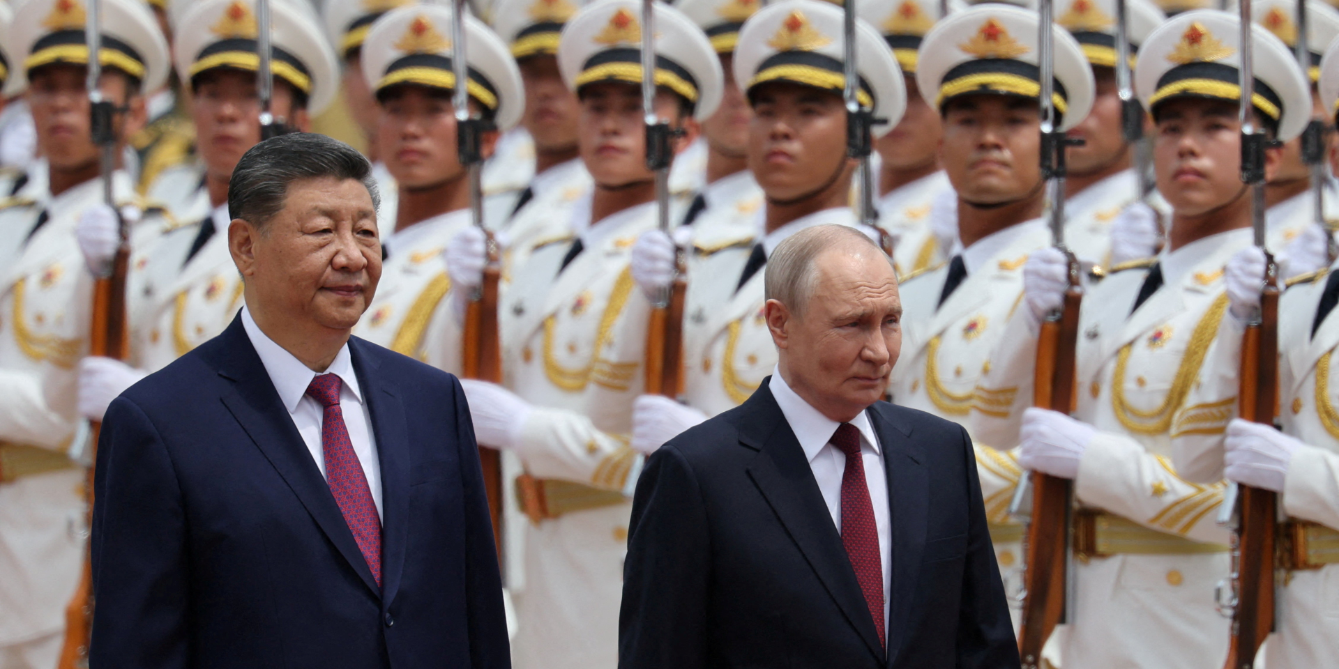 Лідер КНР Сі Цзіньпін та російський диктатор Володимир Путін (Фото: REUTERS/Maxim Shemetov)