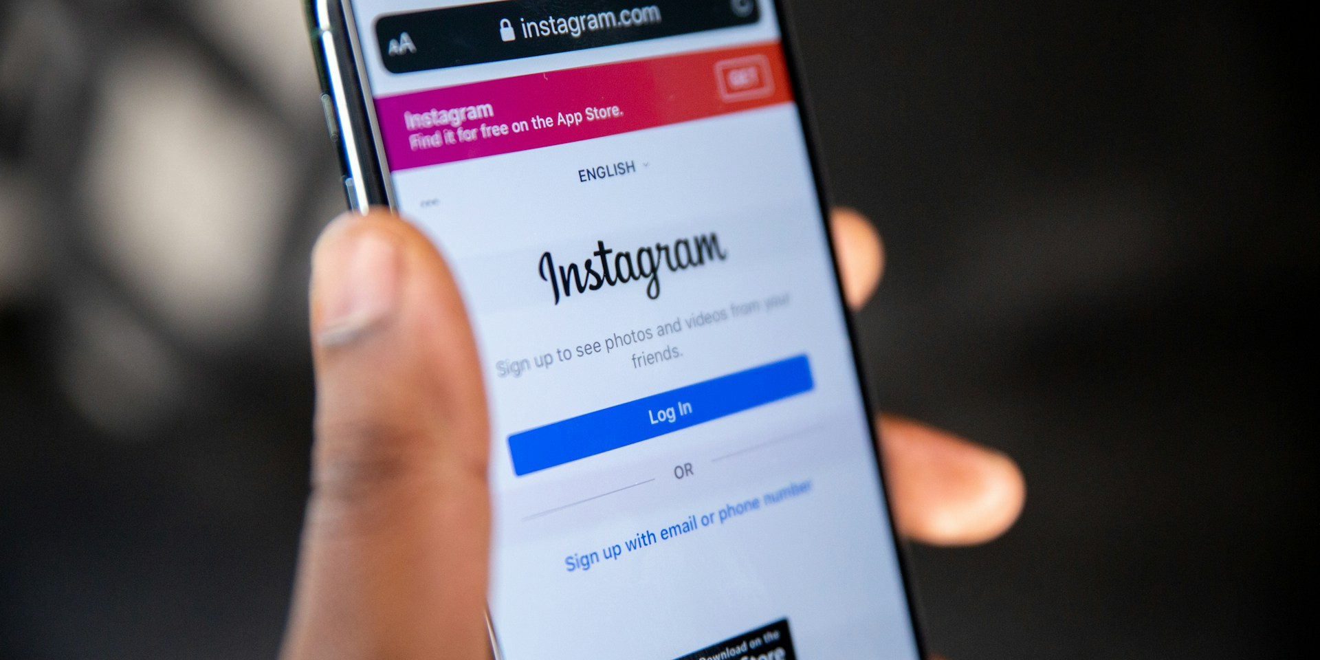 ЕС грозит Meta штрафами из-за зависимости от Facebook и Instagram (Фото: Unsplash)