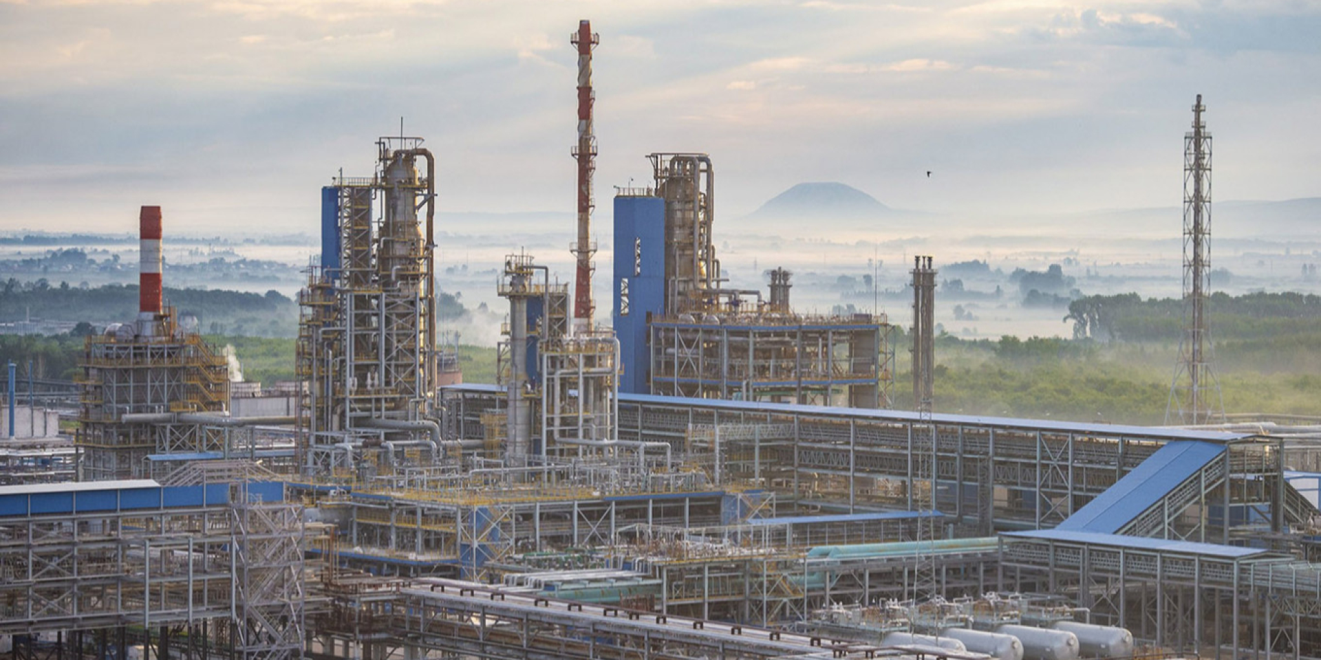 Gazprom Neftekhim Salavat Plant (Photo: Gazprom)