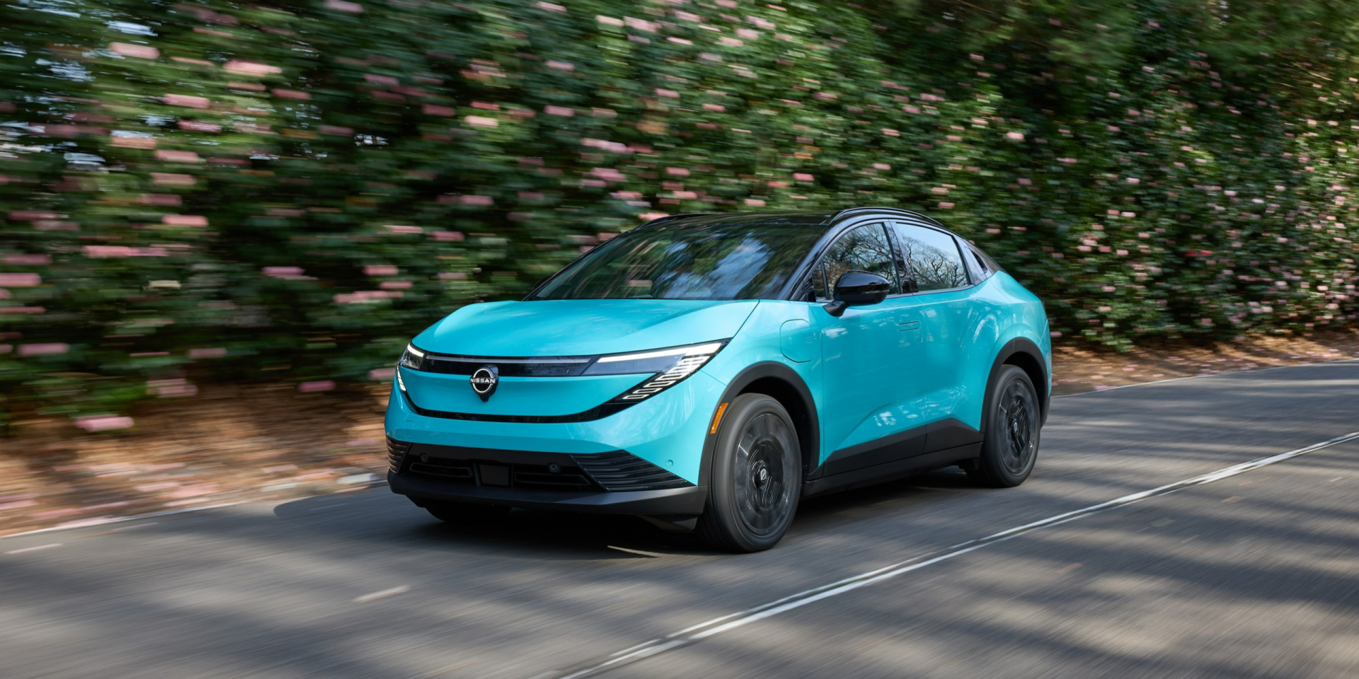 В нових Nissan Leaf є проблеми з ременями безпеки (Фото: Nissan)