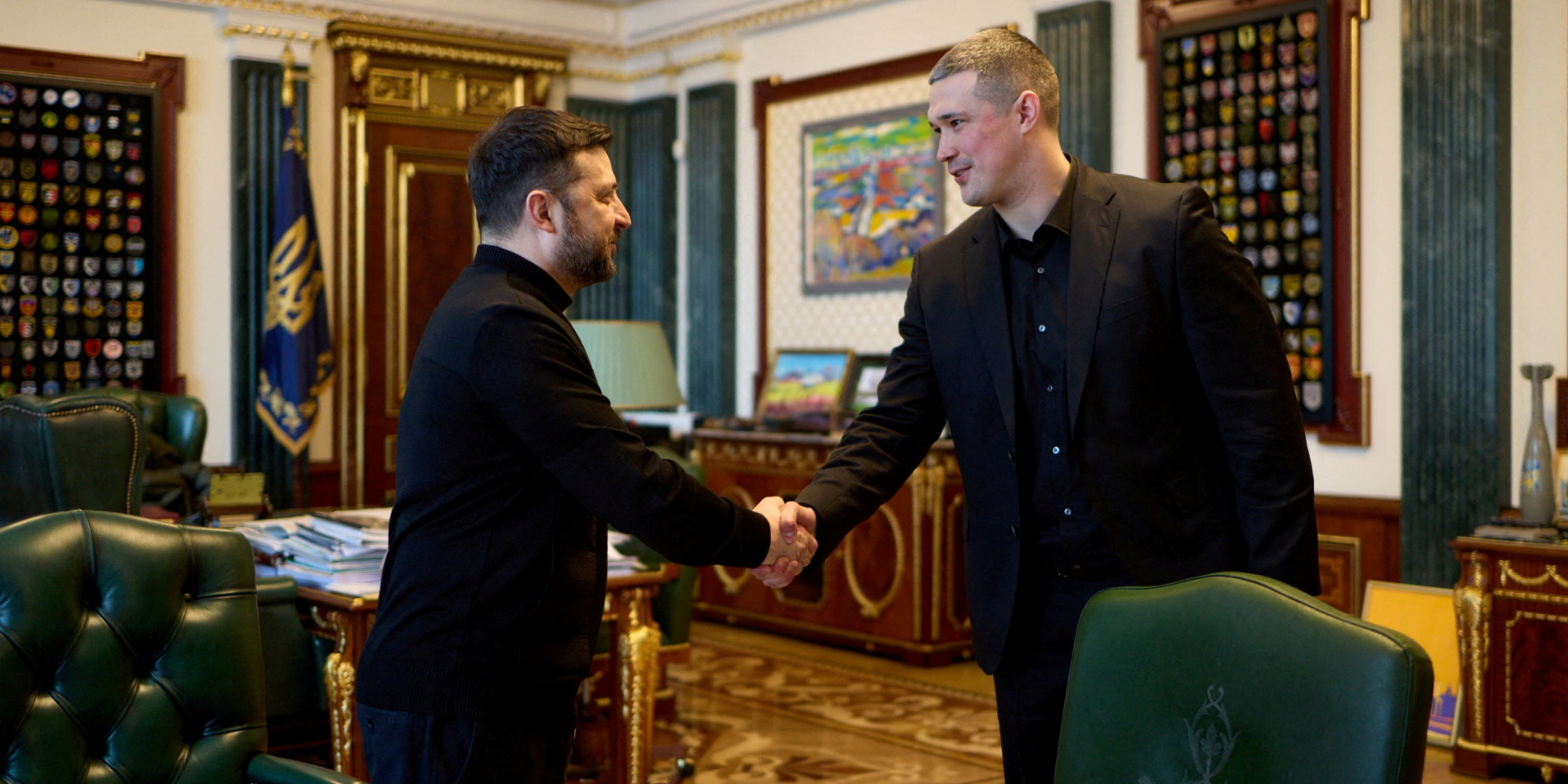 Зеленський і Федоров під час призначення його міністром оборони у січні 2026 року (Фото: Ukrainian Presidential Press Service/Handout via REUTER)