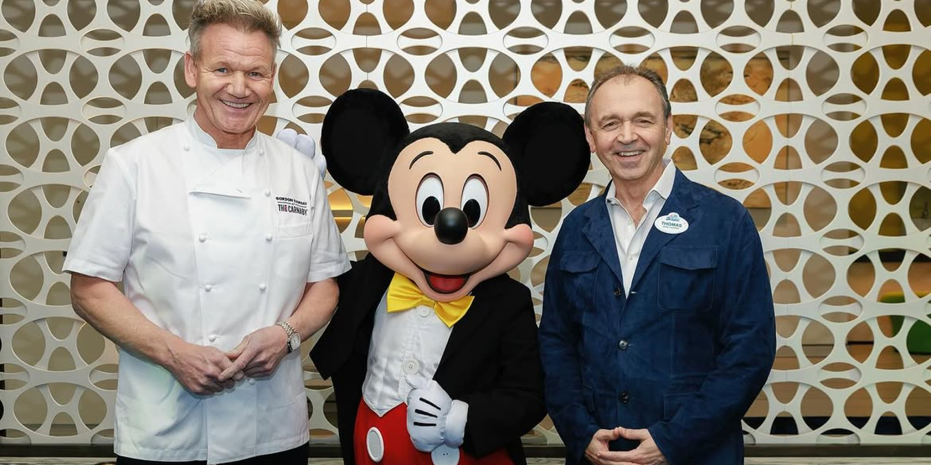 Гордон Рамзі на відкритті ресторану в Діснейленді (Фото: Instagram @disneylandresortpresident)