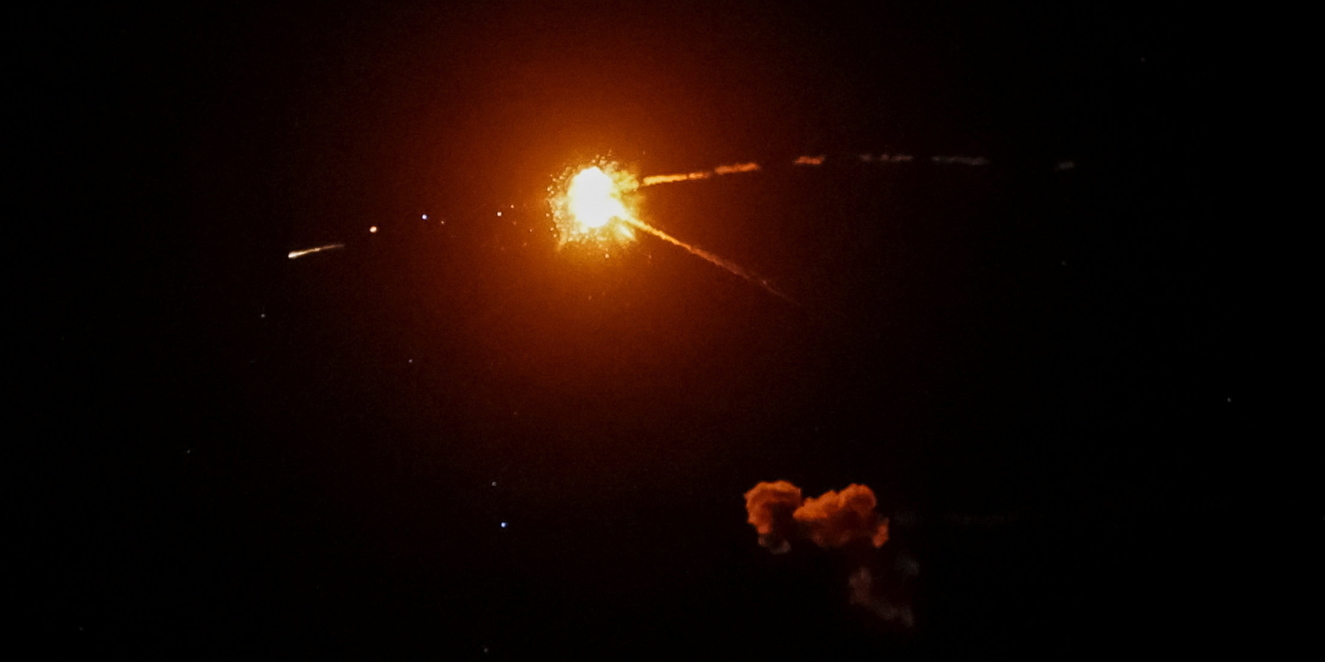 Downed missile explodes over Kyiv, July 19, 2026 (Photo: REUTERS/Gleb Garanich)