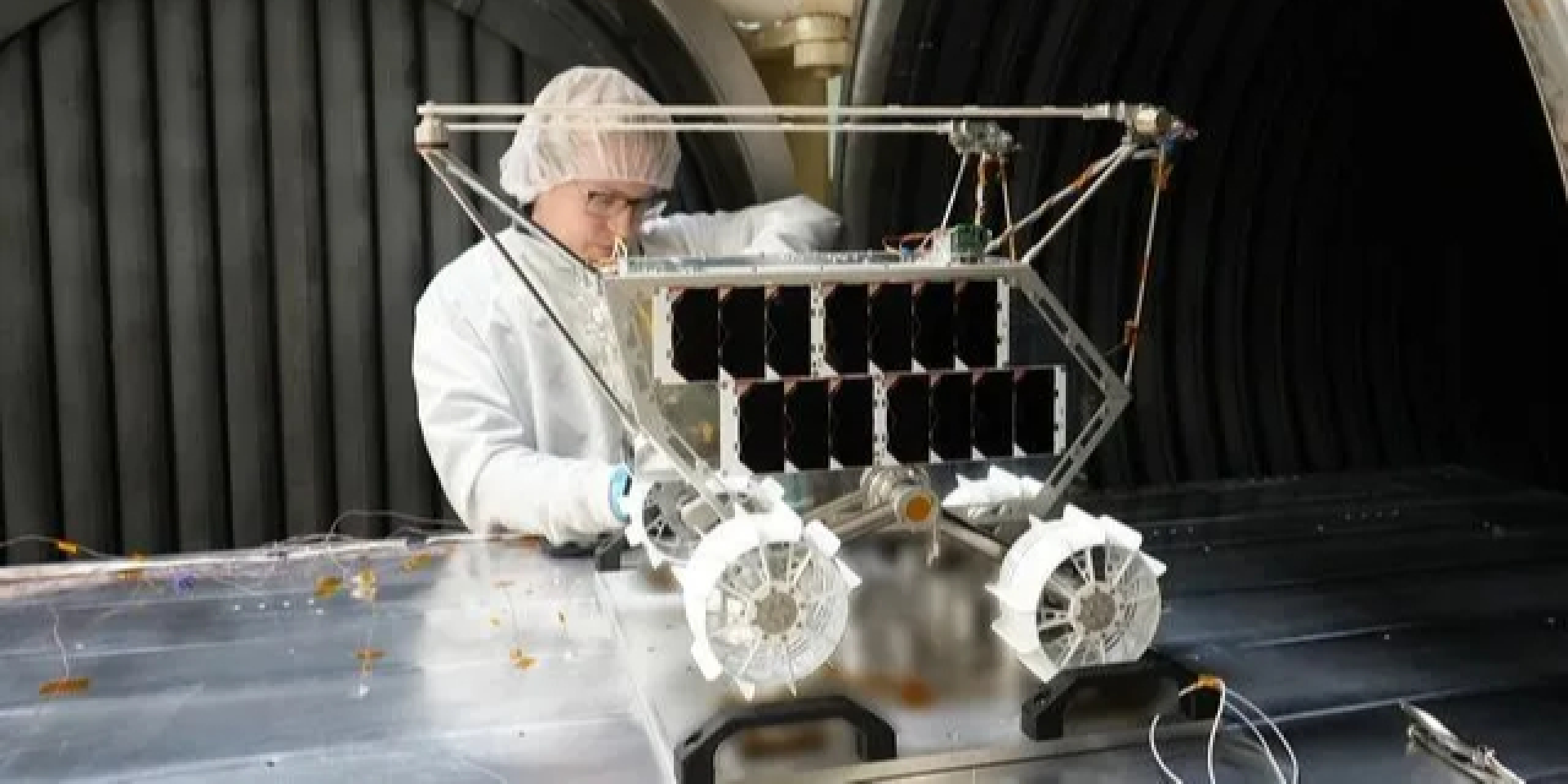 Использование GPU на Луне сопряжено с трудностями из-за высокого уровня космического излучения и резких перепадов температур (Фото: Lunar Outpost)
