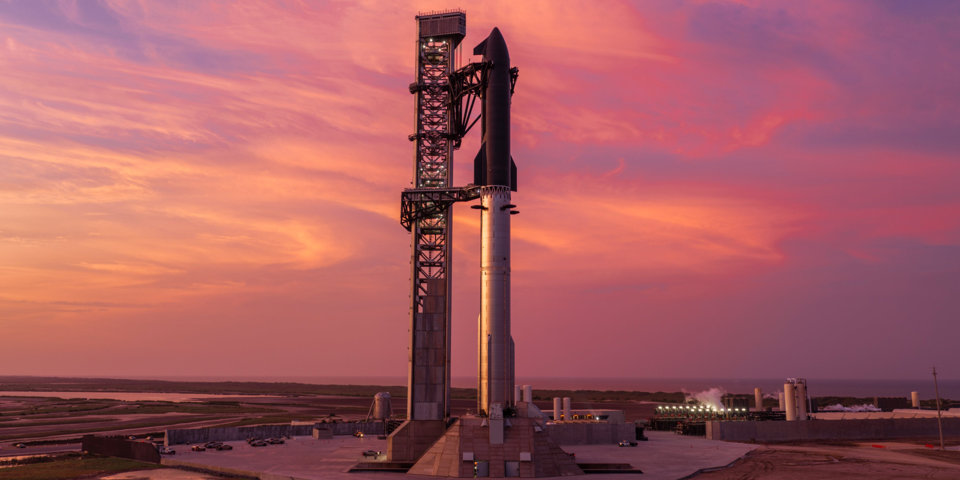 Starship SpaceX — 13-й испытательный полет ракеты-носителя (Фото: SpaceX)