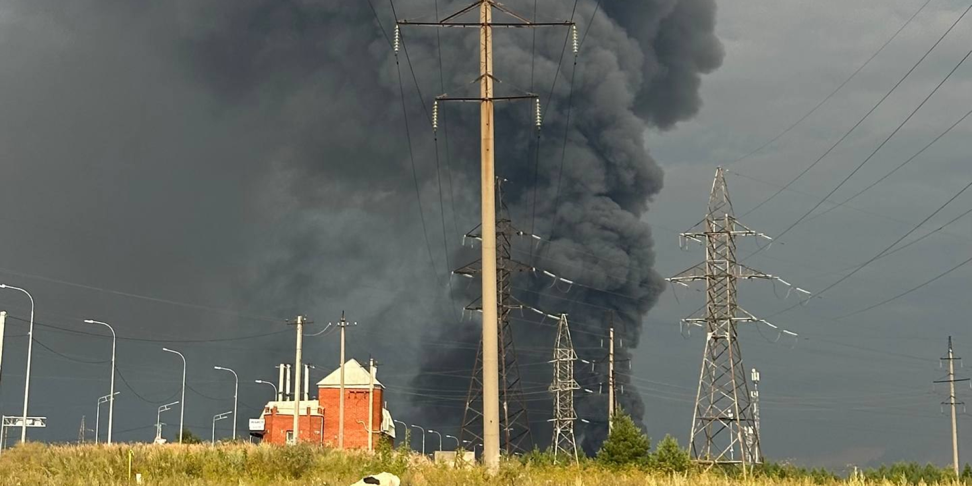 Fire in the city of Sarapul, Udmurt Republic, Russia, after a UAV attack on July 30, 2026 (Photo: Exilenova+)