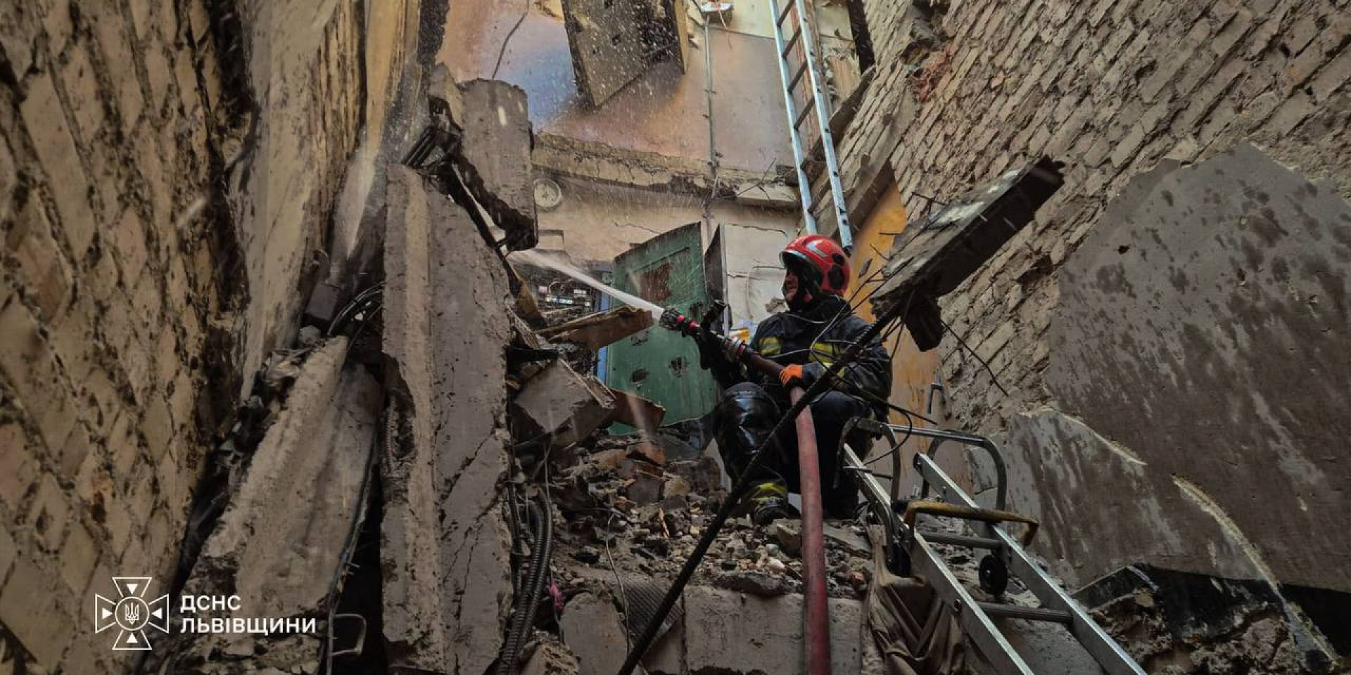 Children were injured in Lviv as a result of a massive attack by Russia (Photo: State Emergency Service of Ukraine)