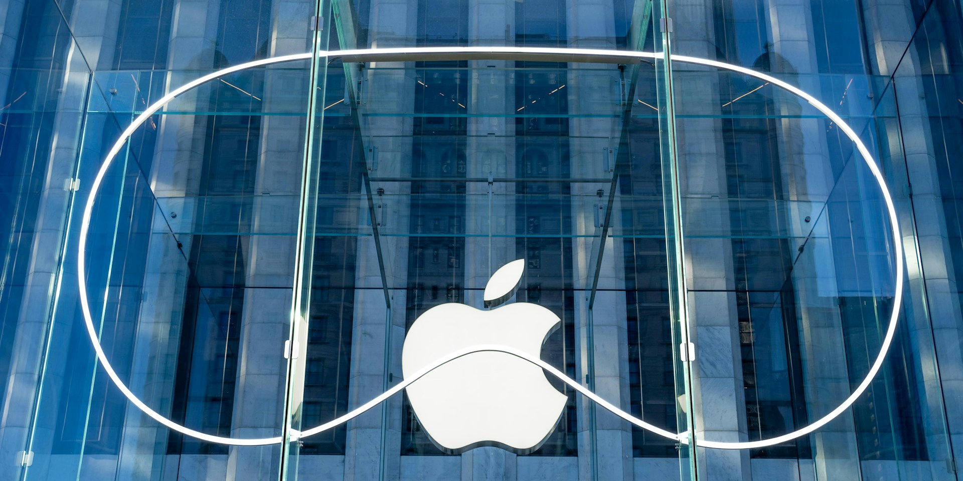 Ранее Apple уже пыталась адаптировать гарнитуру Vision Pro для тренировок (Фото: unsplash)