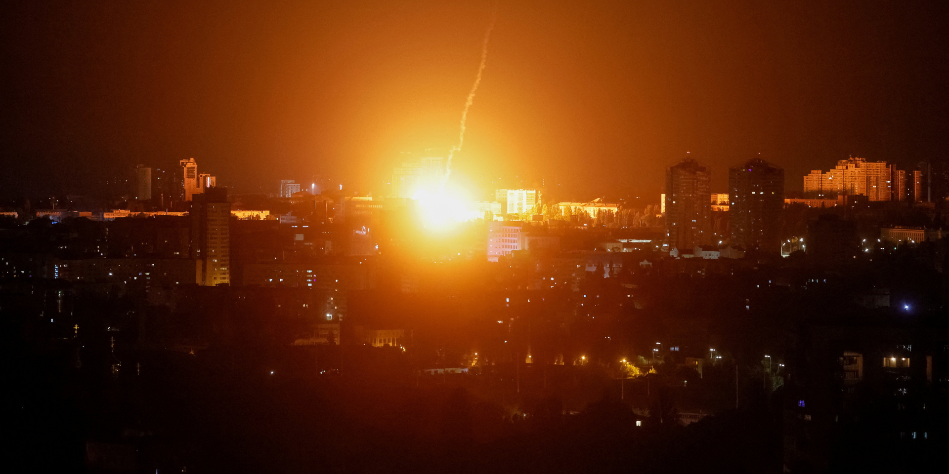 Баллистический удар по Киеву 19 июля 2026 года (Фото: REUTERS/Gleb Garanich)