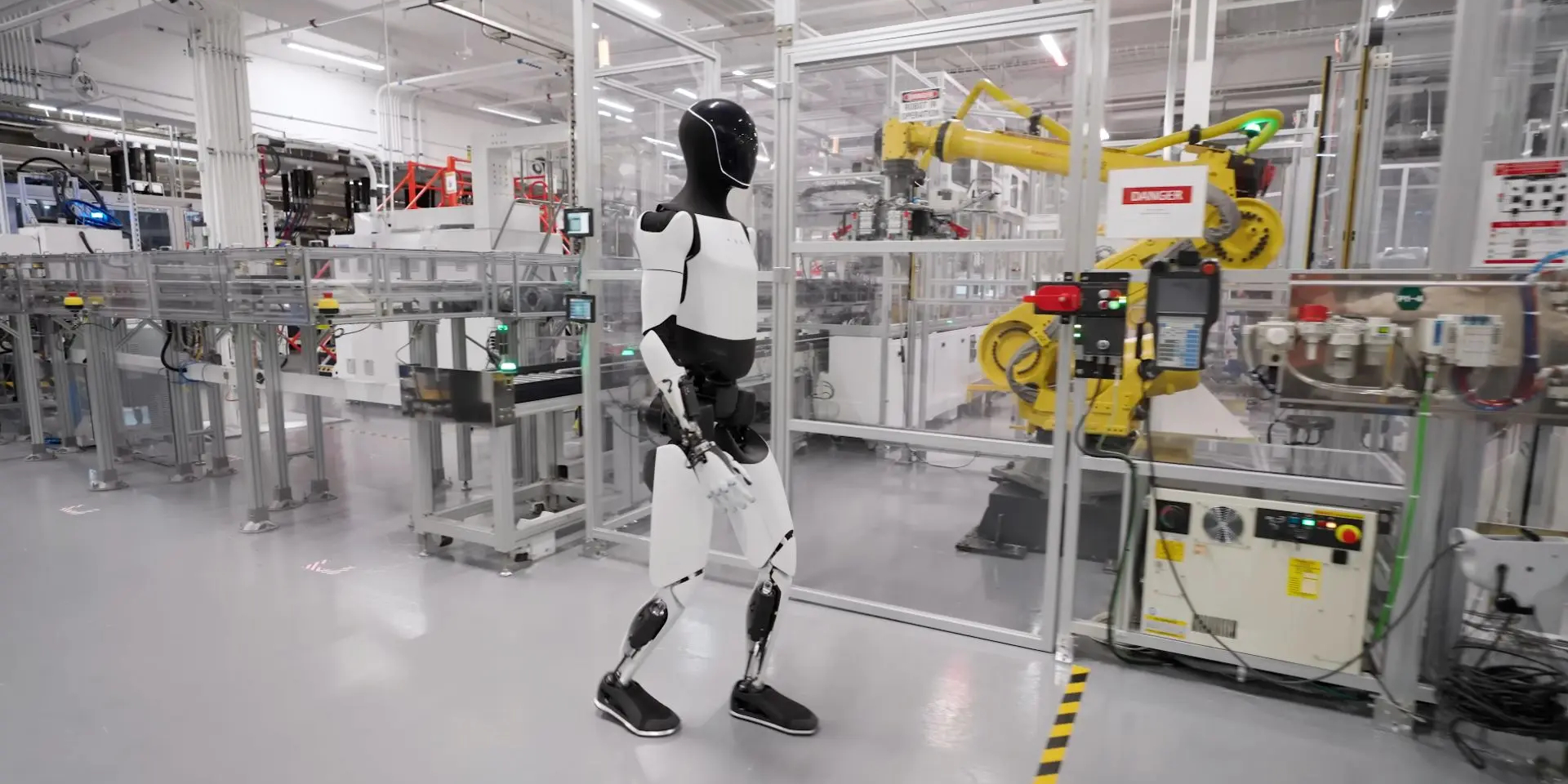 Систему гуманоидного робота можно условно разделить на три части (Фото: Tesla/YouTube)