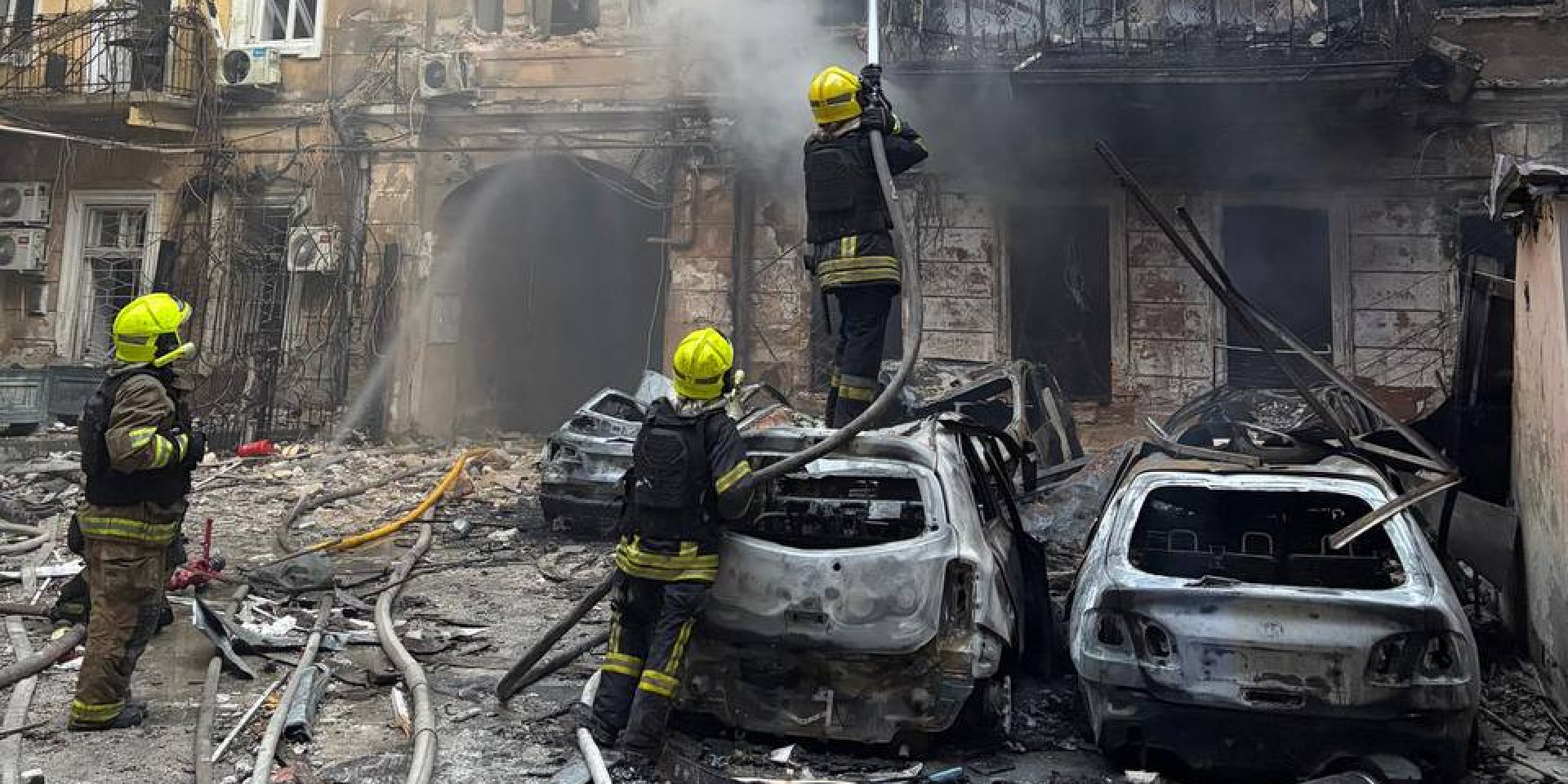 The aftermath of the Russian attack on Odesa overnight into August 9 (Photo: Serhiy Lysak/Telegram)