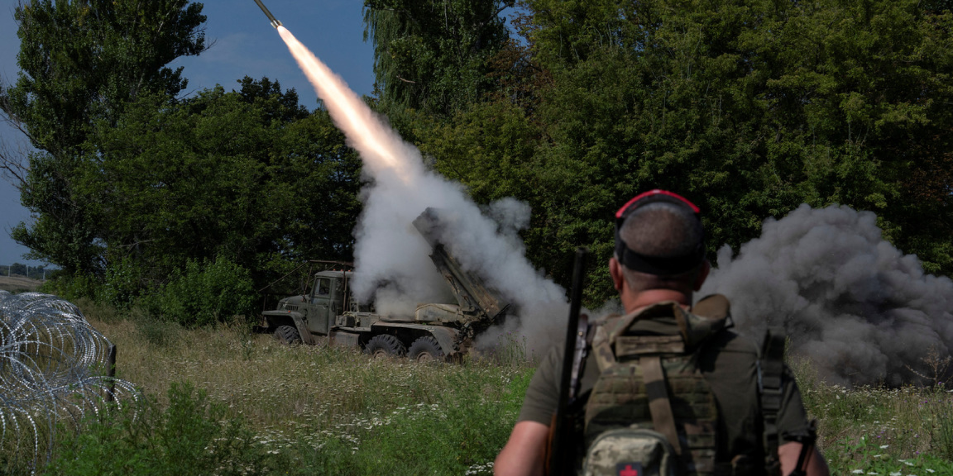 Украинские военные ведут огонь из РСЗО Град неподалеку от Краматорска, 4 августа 2026 года (Фото: Iryna Rybakova/Press Service of the 93rd Kholodnyi Yar Separate Mechanized Brigade via REUTERS)