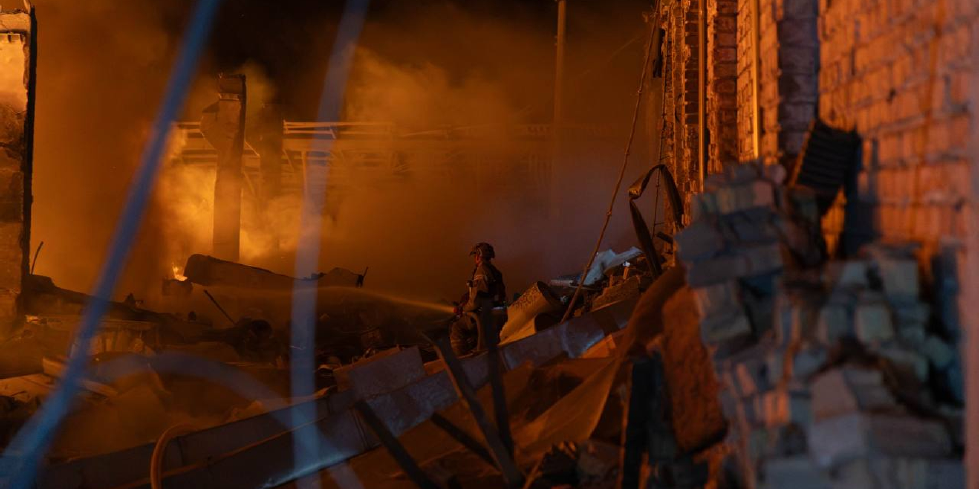 Aftermath of a Russian airstrike on Kyiv, August 11, 2026 (Photo: Ukraine State Emergency Service)