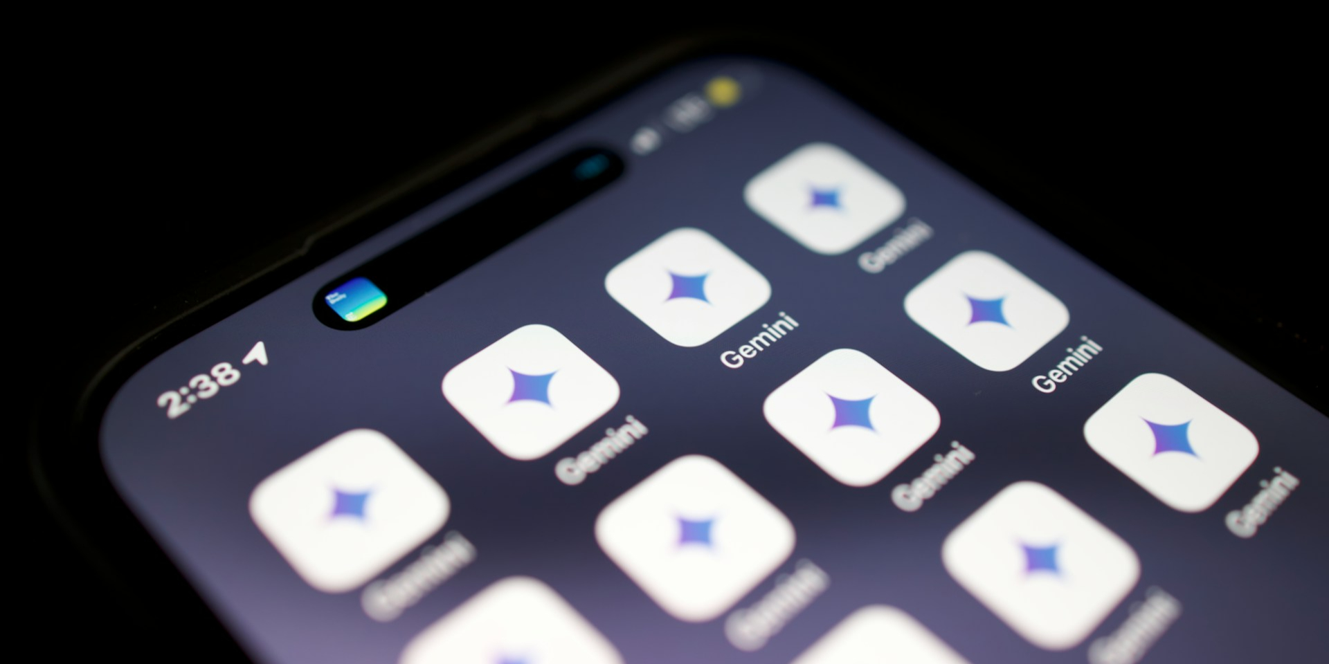 Приложение Gemini преодолело отметку в миллиард пользователей (Фото: Unsplash)