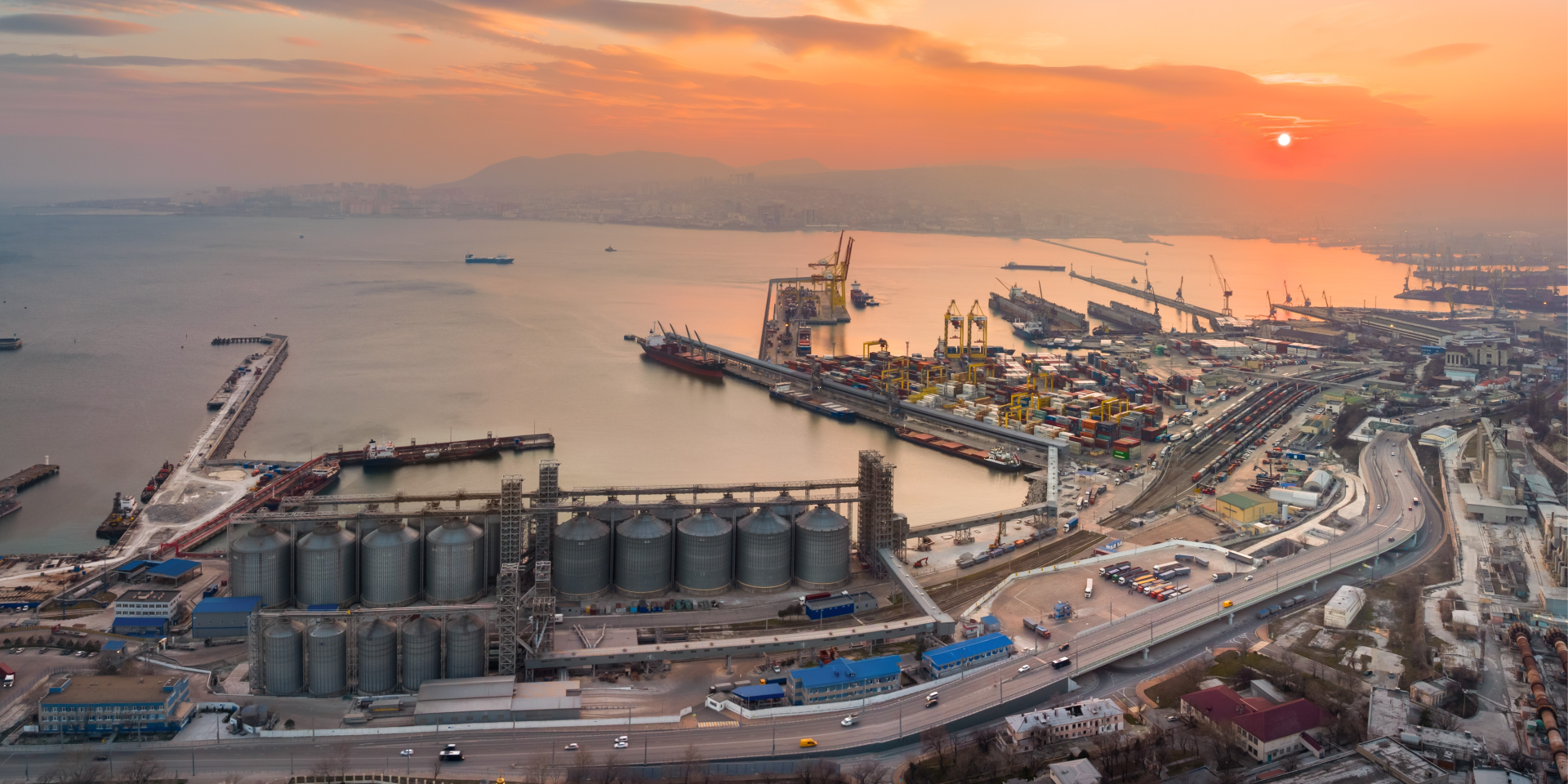 The Novorossiysk port (Photo: WeedNoon / Wikipedia)