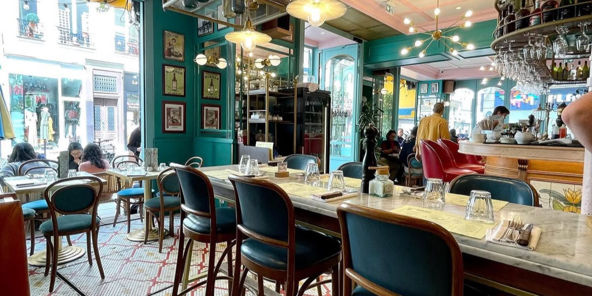 Brasserie Dubillot в Париже (Фото: Instagram @the.petit.guide)