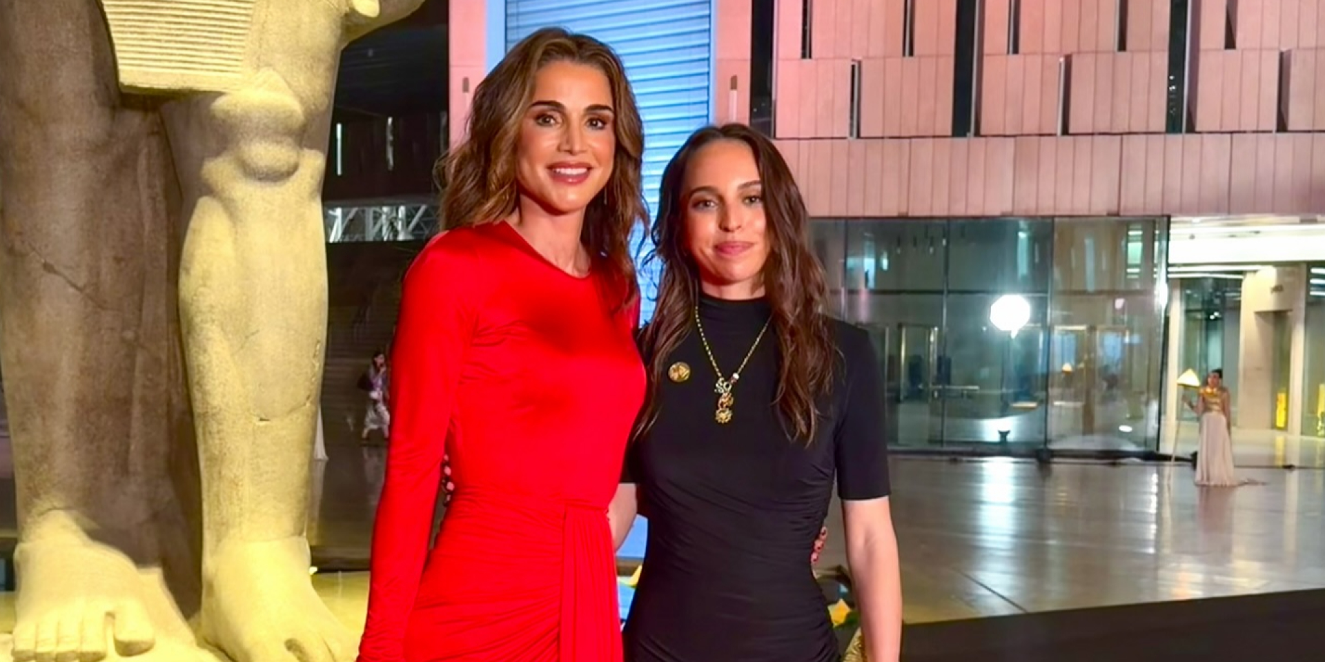 Королева Рания и ее дочь, принцесса Иман (Фото: instagram.com/queenrania)