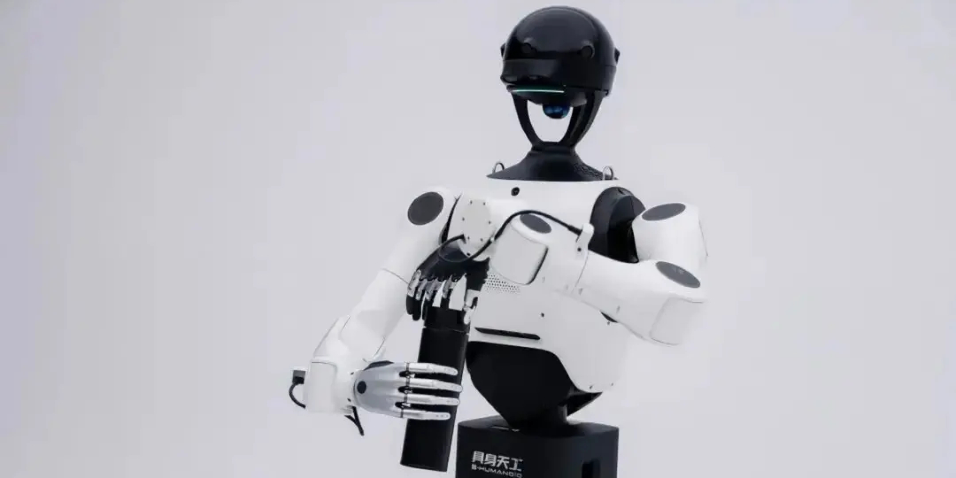 Отдельно проверяли способность роботов работать без помощи человека (Фото: X-Humanoid)