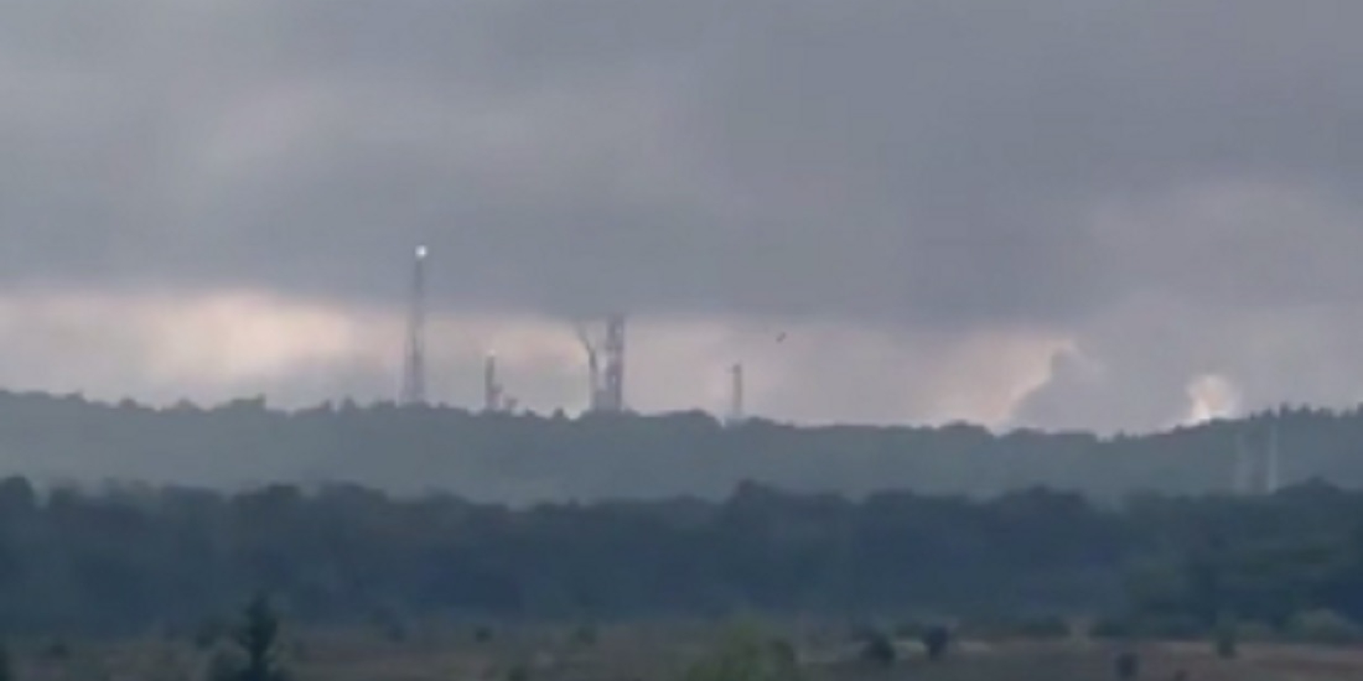 The oil refinery in Nizhnekamsk was hit by an FP-1 UAV, the company Fire Point said (Photo: Video screenshot / Exilenova+ / Telegram)