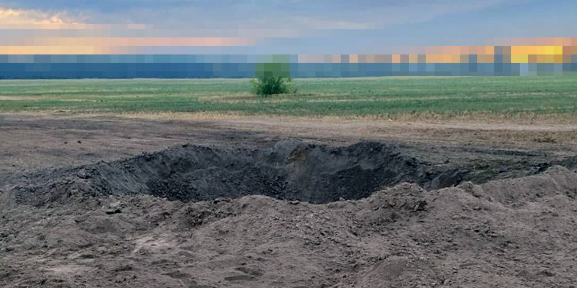 The crater left after the cruise missile interception over Kyiv Oblast (Photo: State Border Guard Service / Telegram)