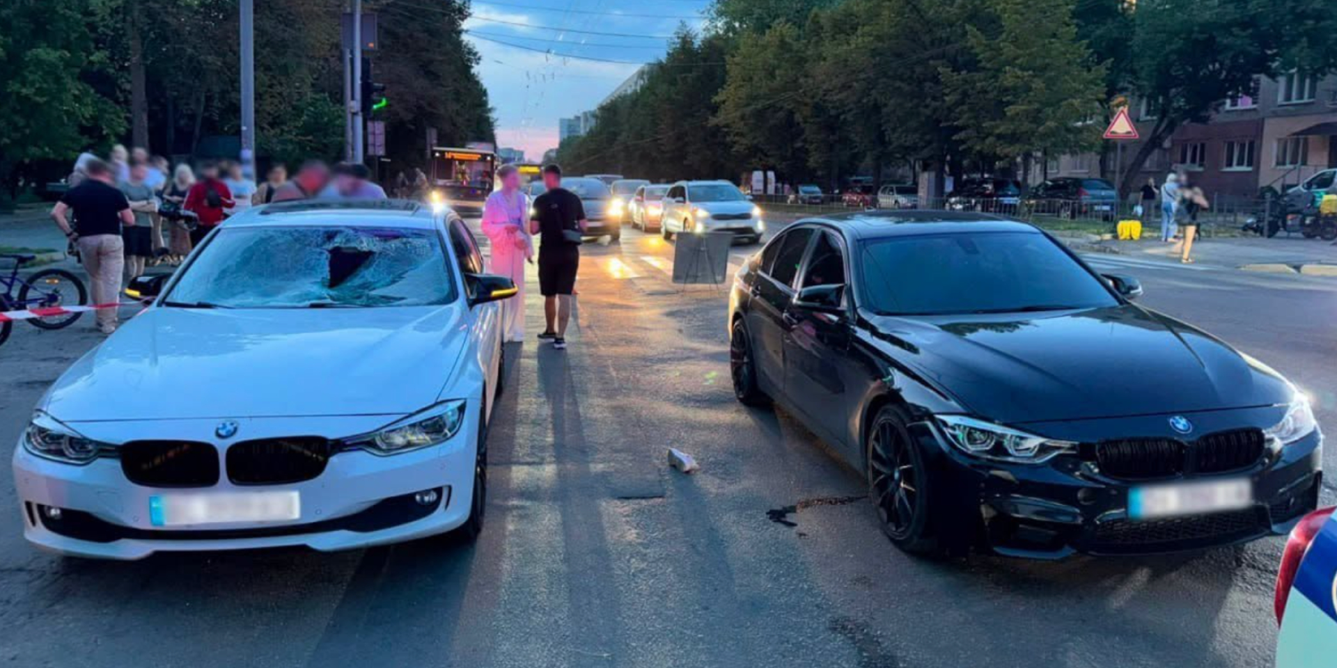 Ребенок и отец находятся в больнице после ДТП (Фото: Национальная полиция Украины)